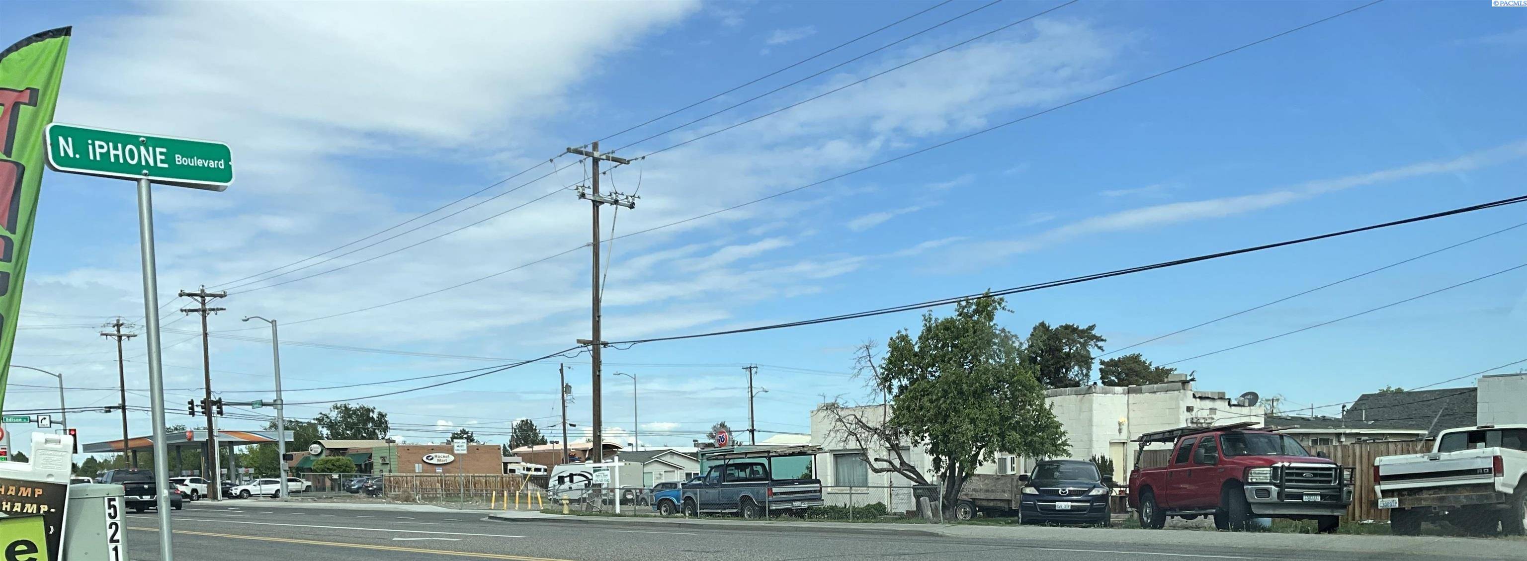Kennewick, WA 99336,5216 W Canal Dr