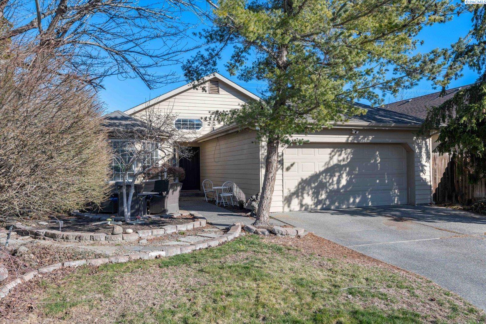 Kennewick, WA 99338,8108 W Clearwater Place
