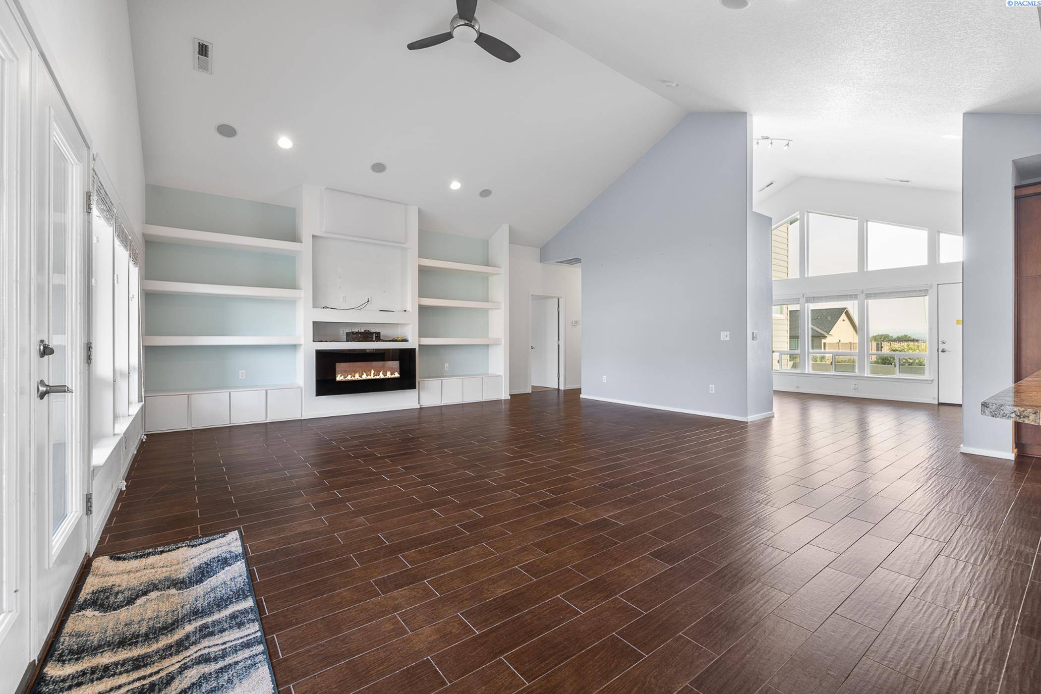 Pasco, WA 99301,4915 Tamarisk Drive