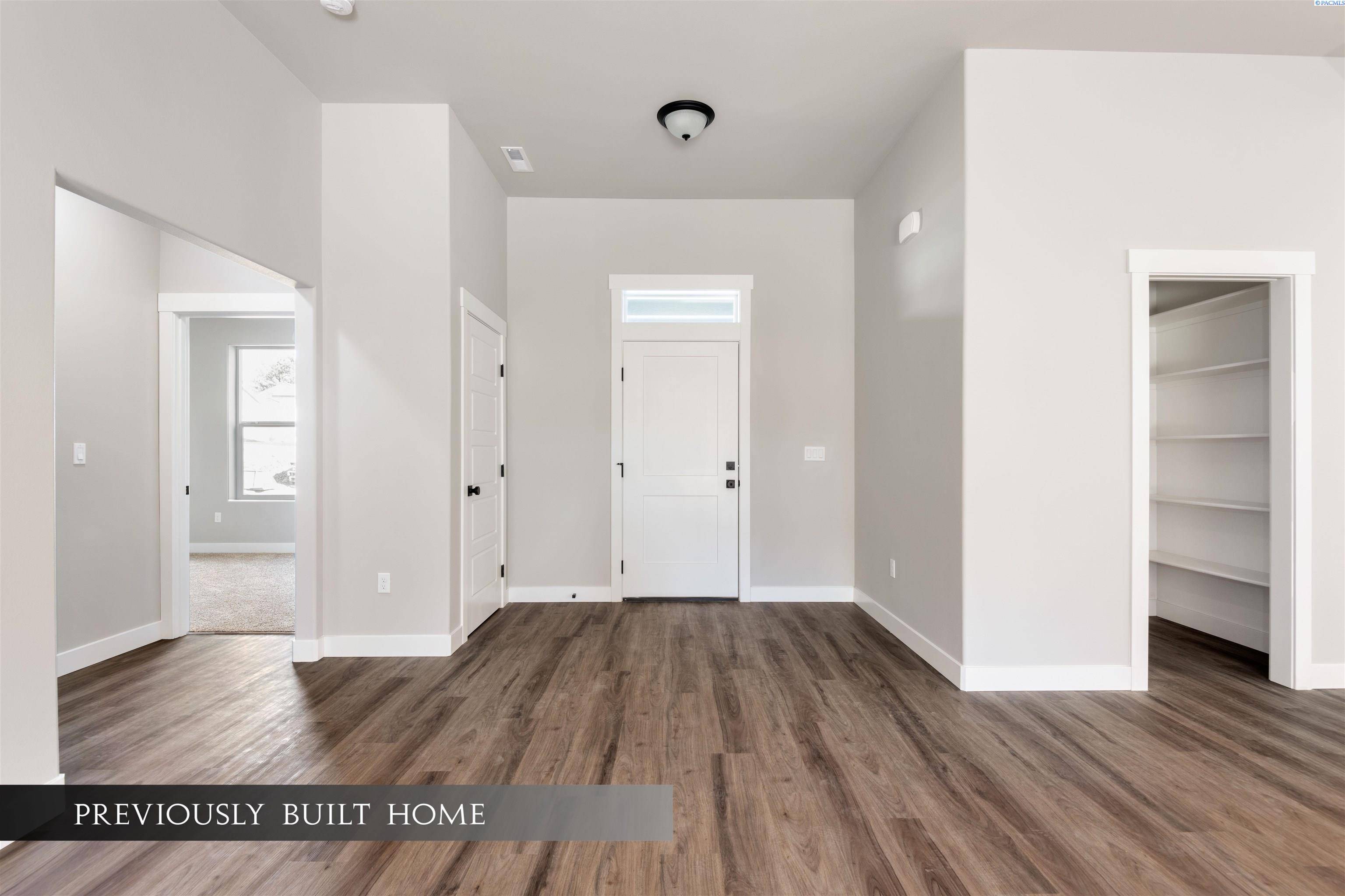 Kennewick, WA 99337,2504 S Beech