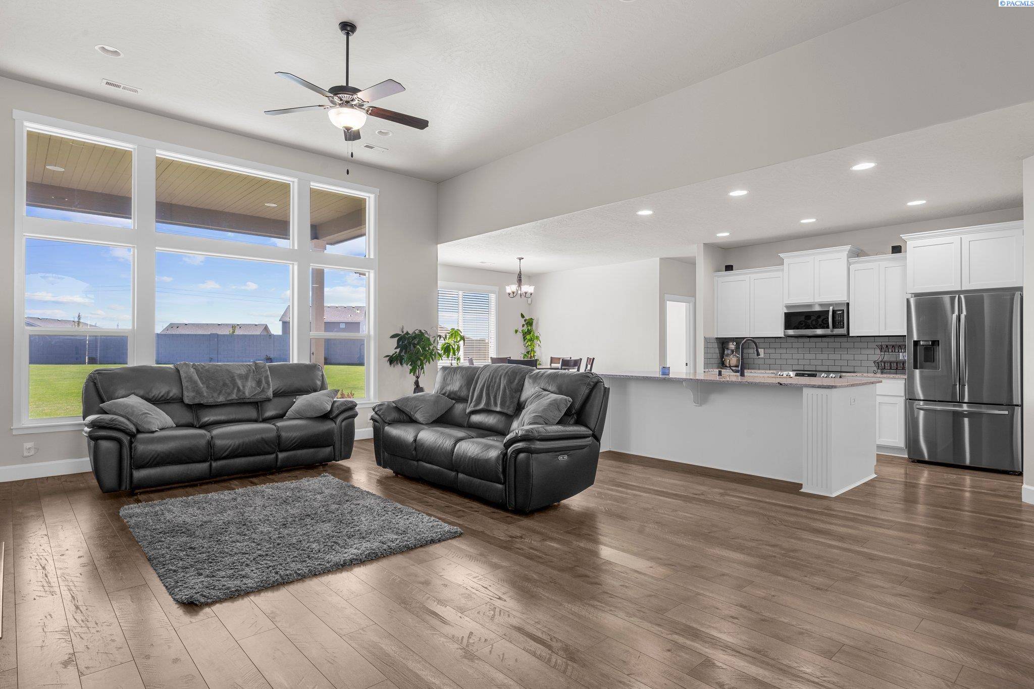 Pasco, WA 99301,6403 Whetstone Dr