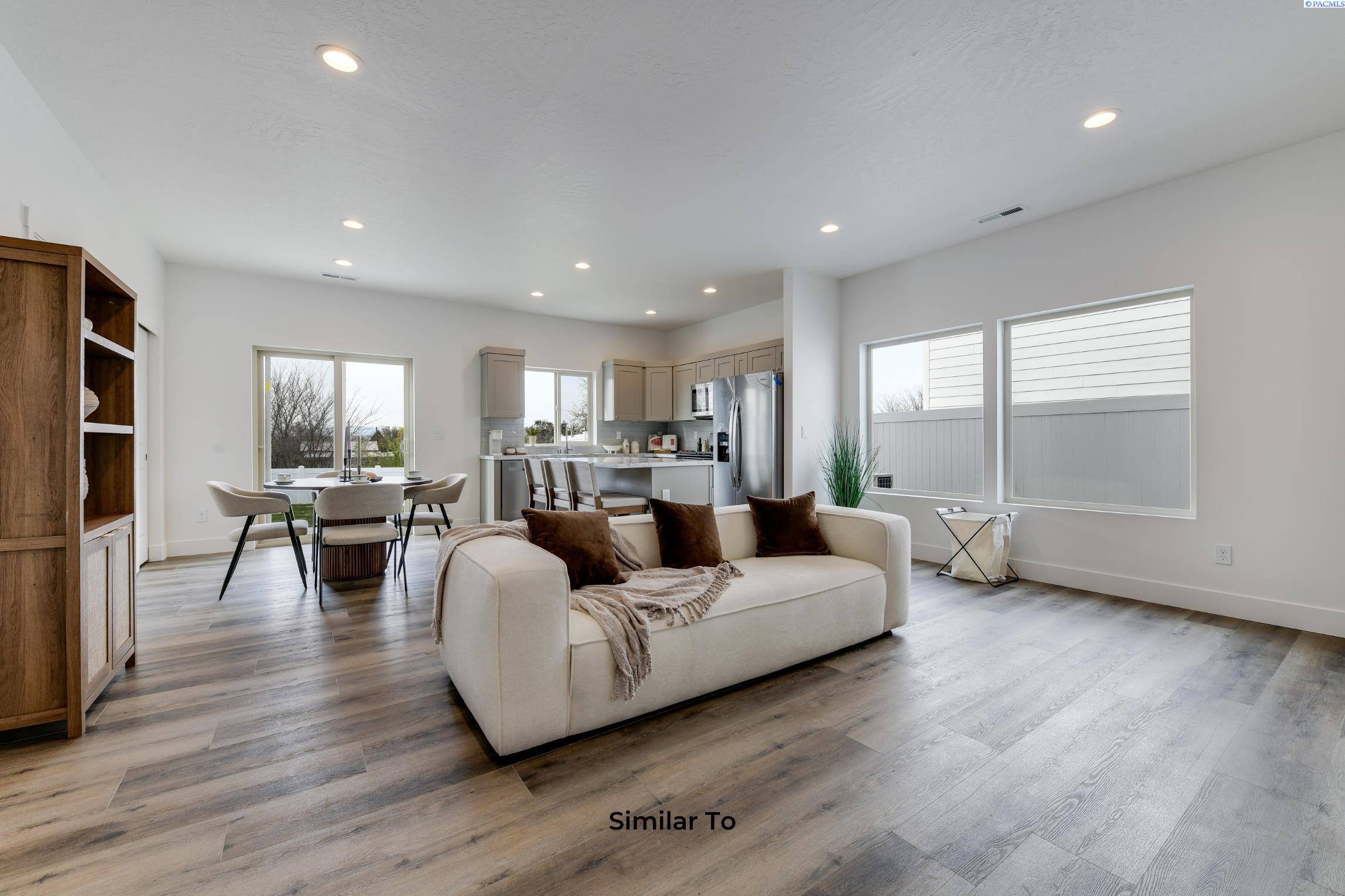Kennewick, WA 99337,1097 S Underwood Pl