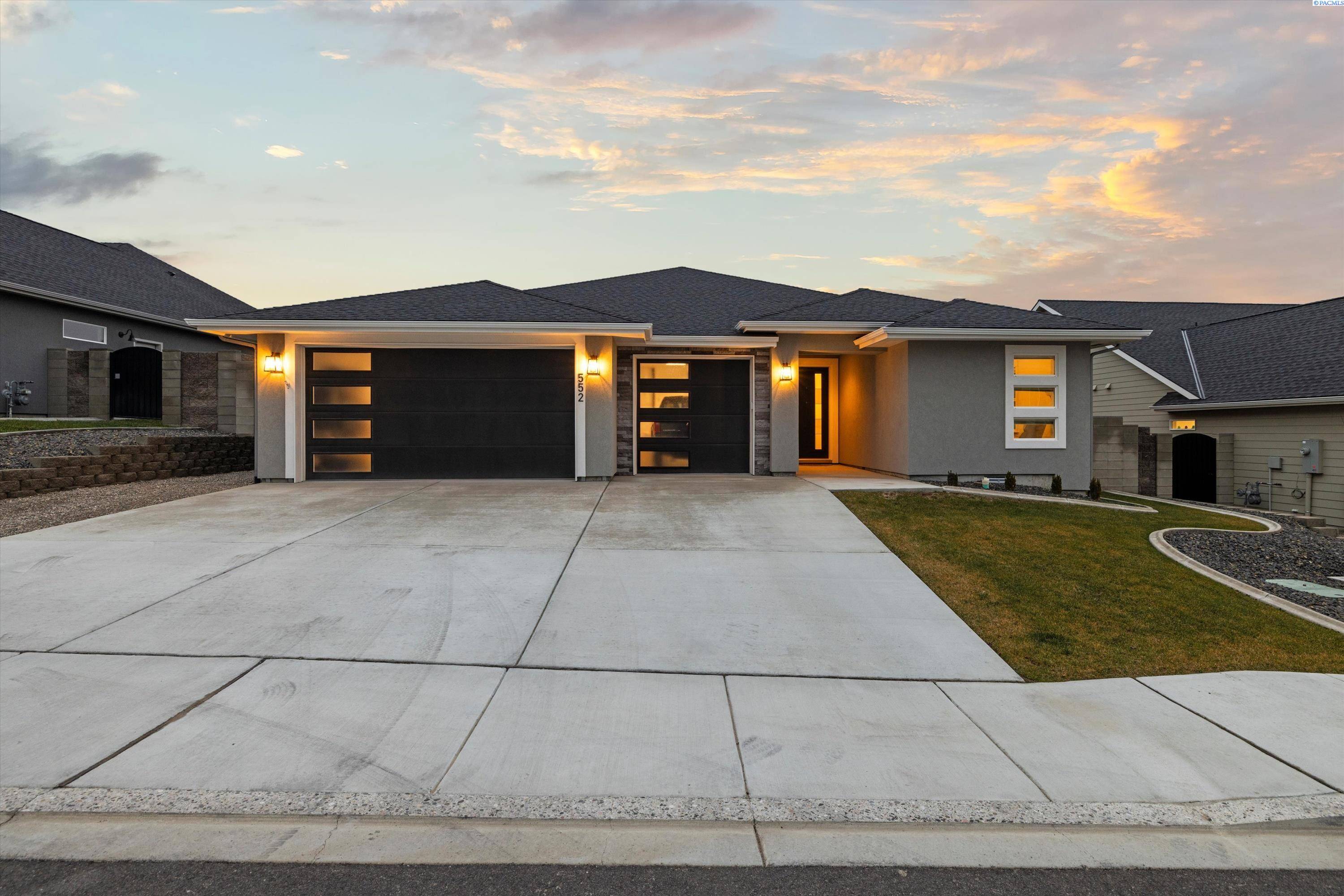 Richland, WA 99352,552 Lazio Way