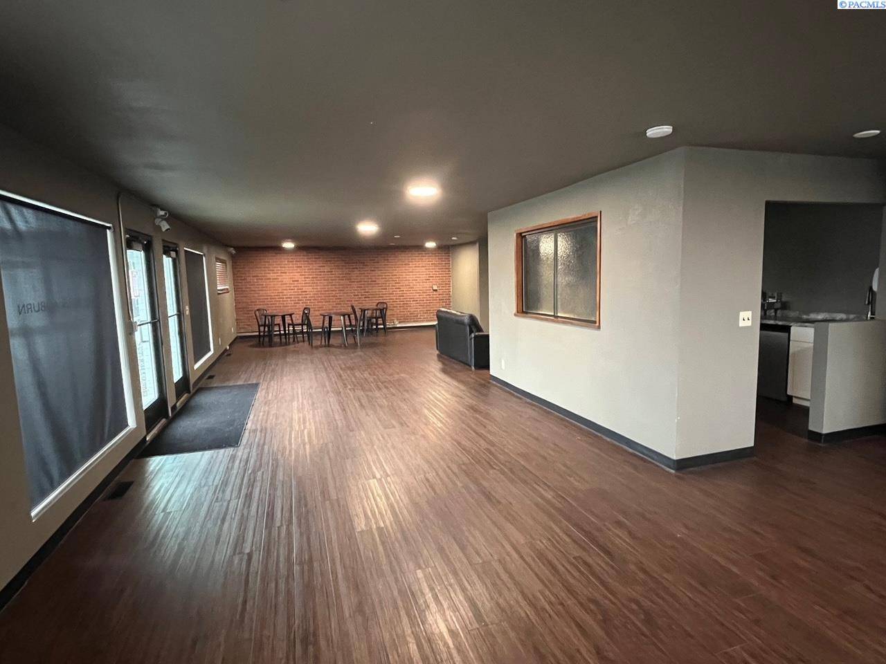 Kennewick, WA 99336,925 S Auburn