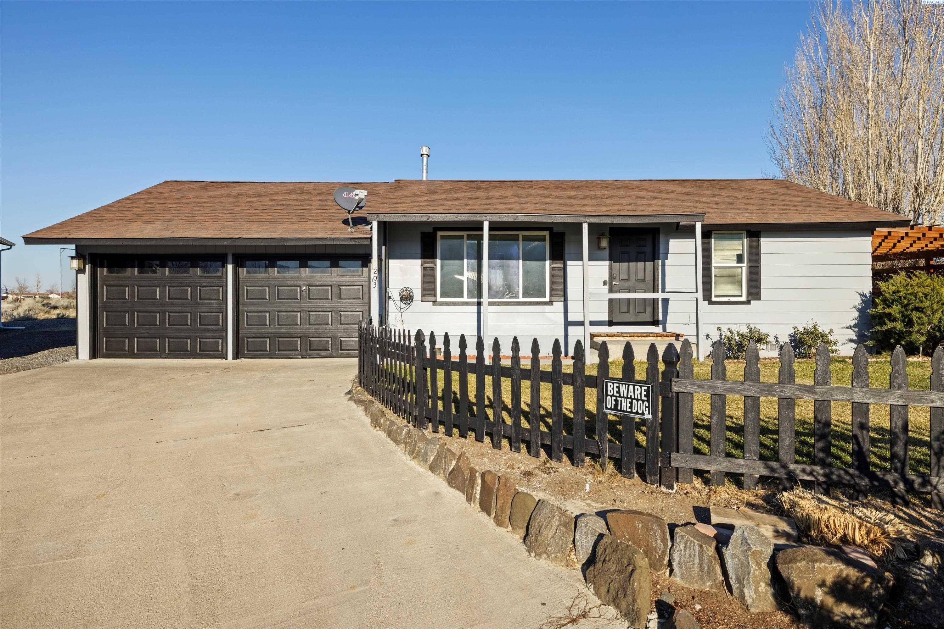 Mattawa, WA 99349-1951,203 Fairway Pl Sw