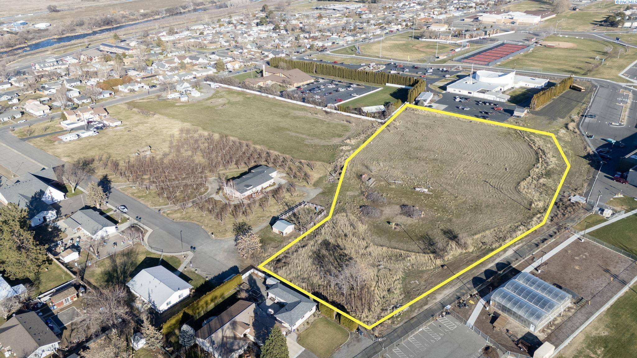 Prosser, WA 99350,TBD Luther Ln