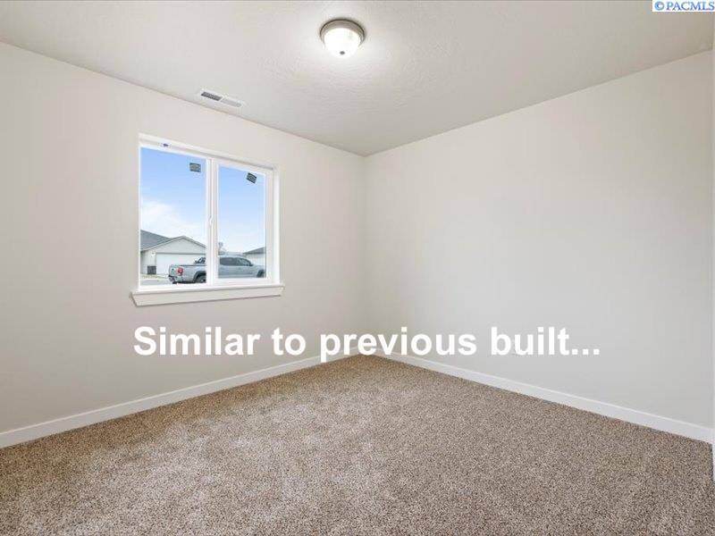Grandview, WA 98930,206 Luli St