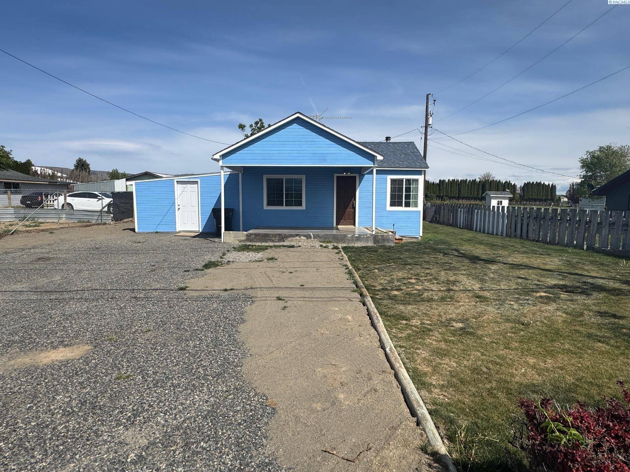 Yakima, WA 98901,1703 Beaudry Rd