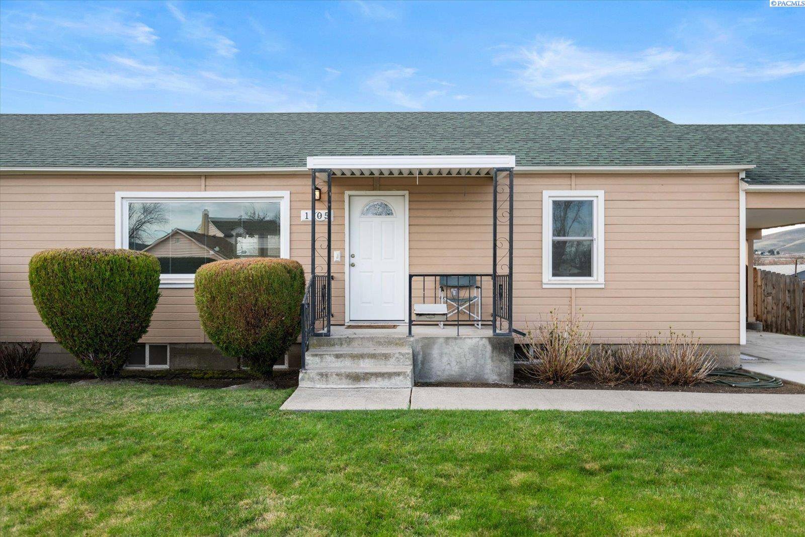 Richland, WA 99352,1103/1105 Benham St.