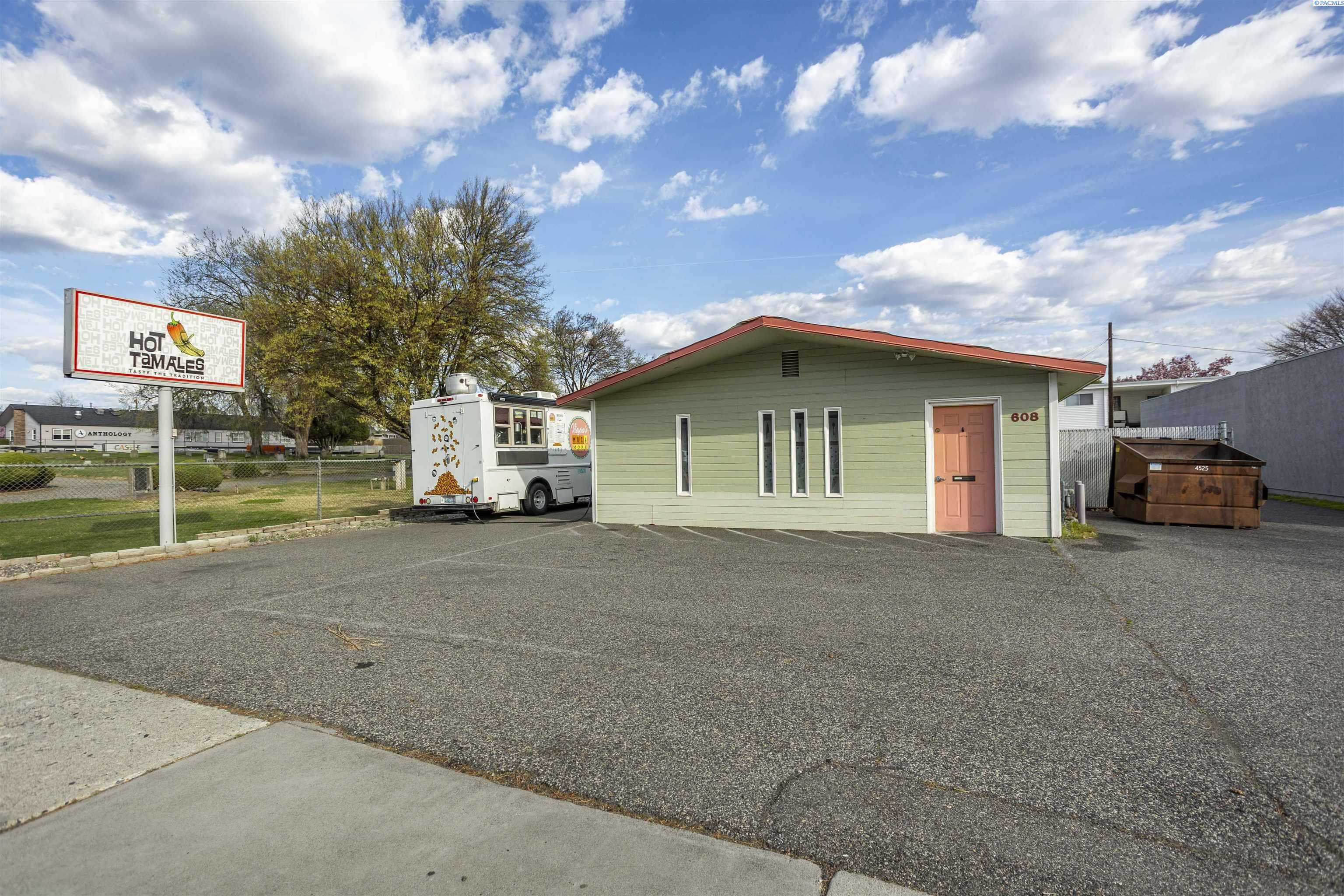 Richland, WA 99352,608 Williams Blvd