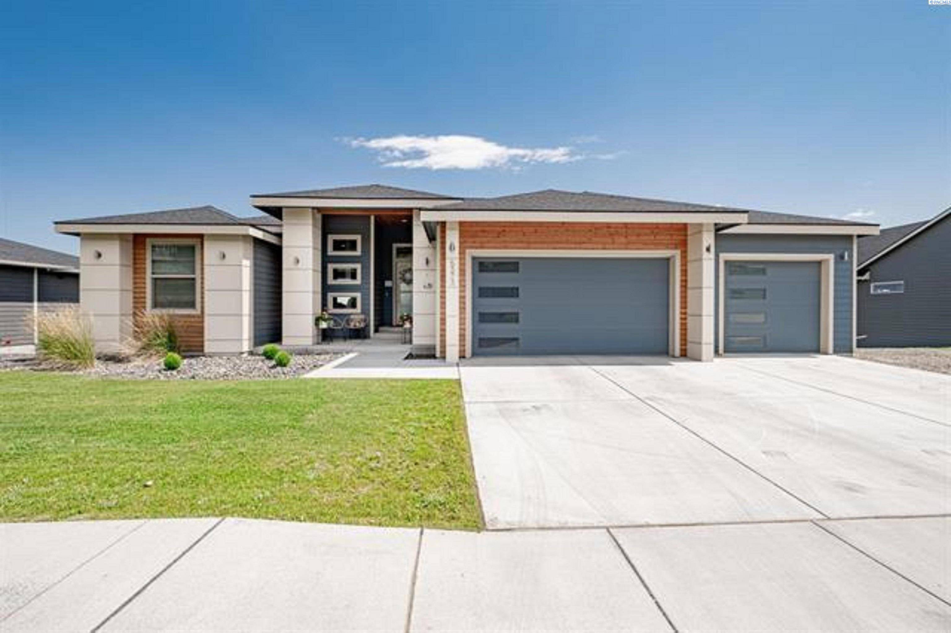 Kennewick, WA 99337,5373 S Kent St.