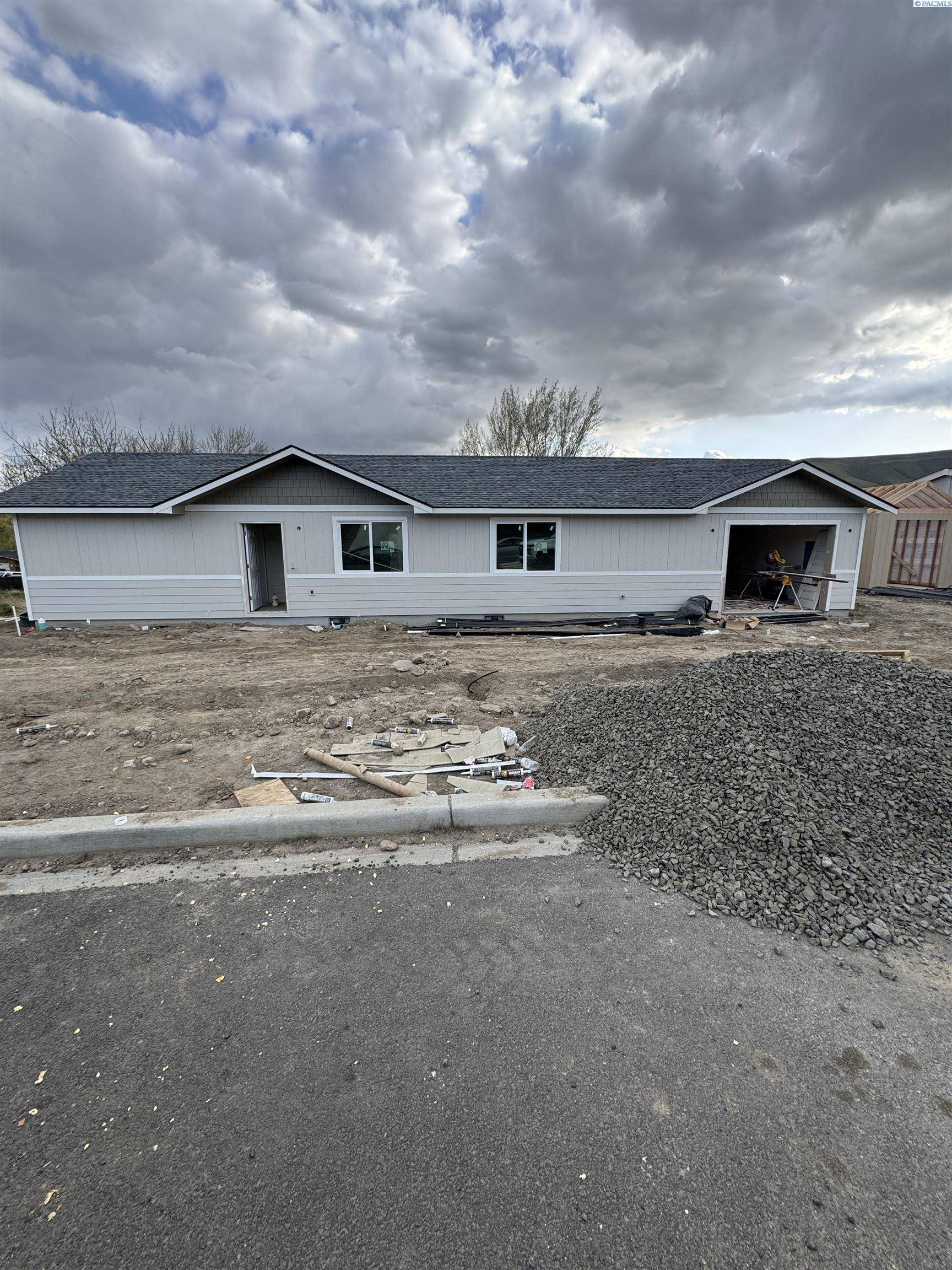 Benton City, WA 99320,1311 Edith Ave