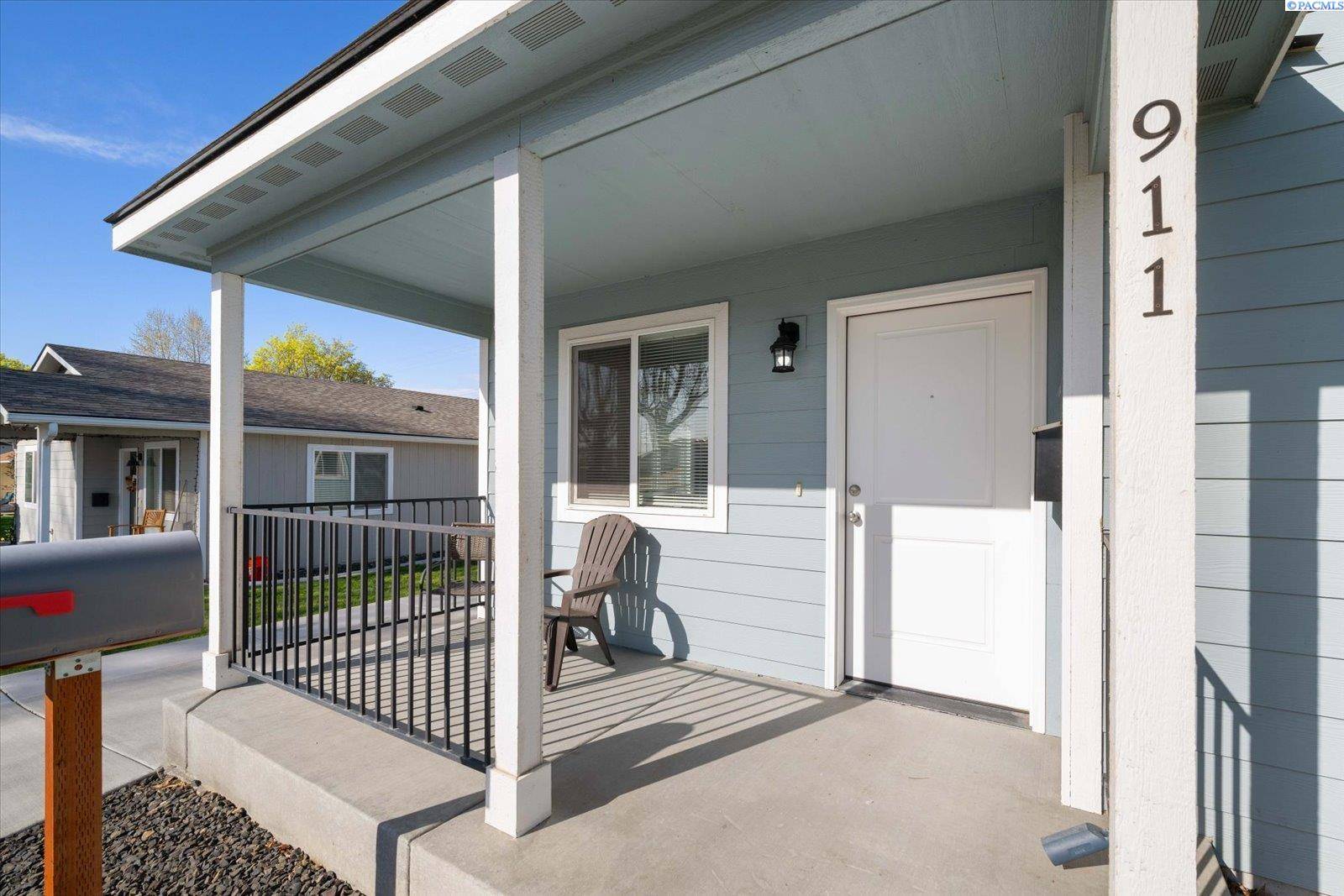 Richland, WA 99352,911 Sanford Ave