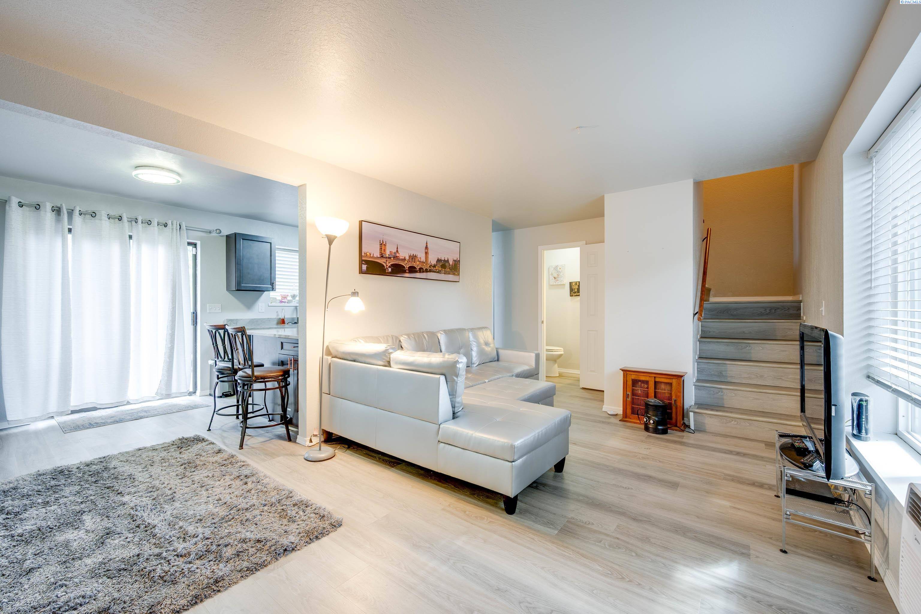 Pullman, WA 99163,1708 NW Lamont St