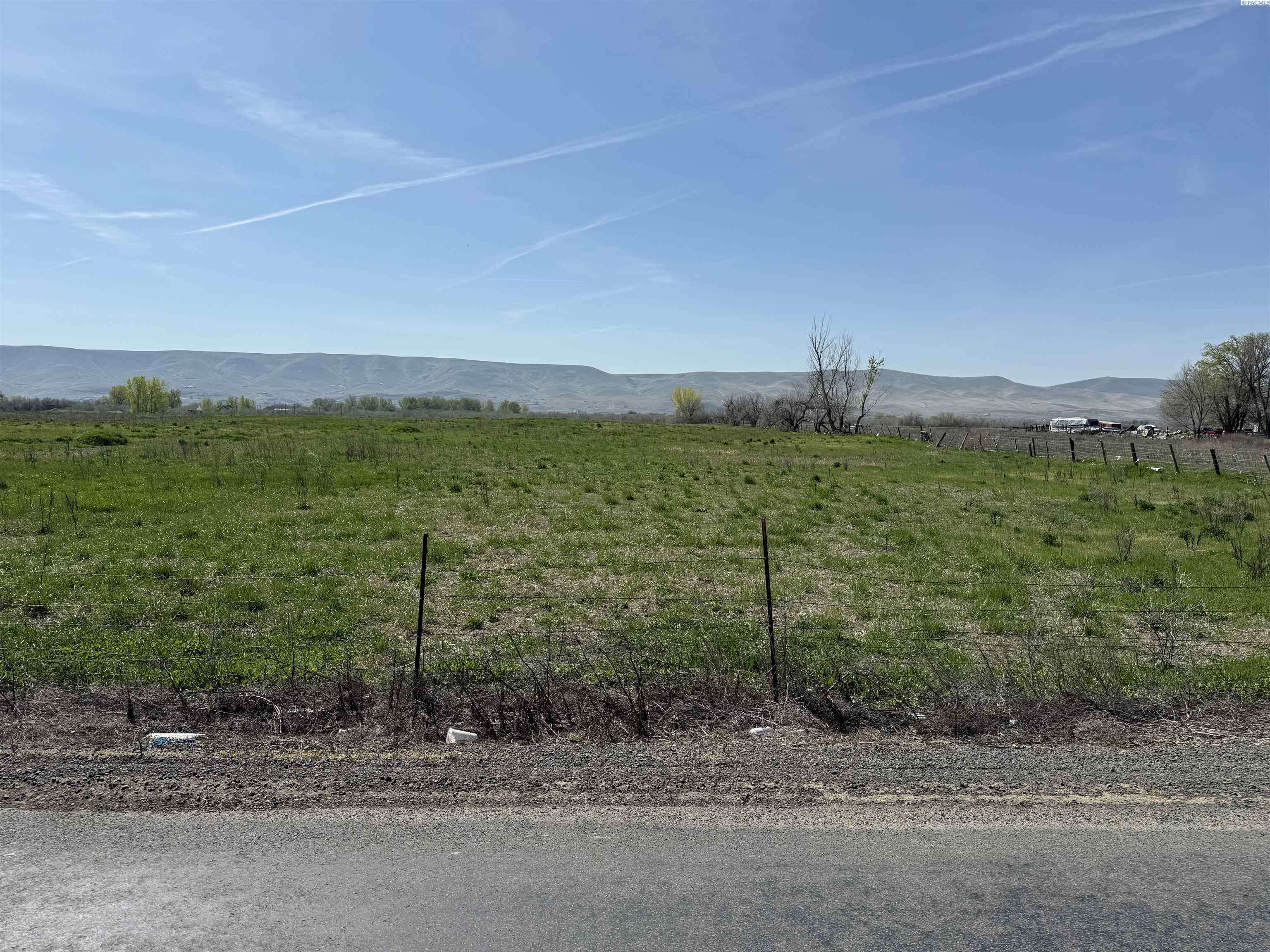 Prosser, WA 99350,TBD Johnson Road Lot 4