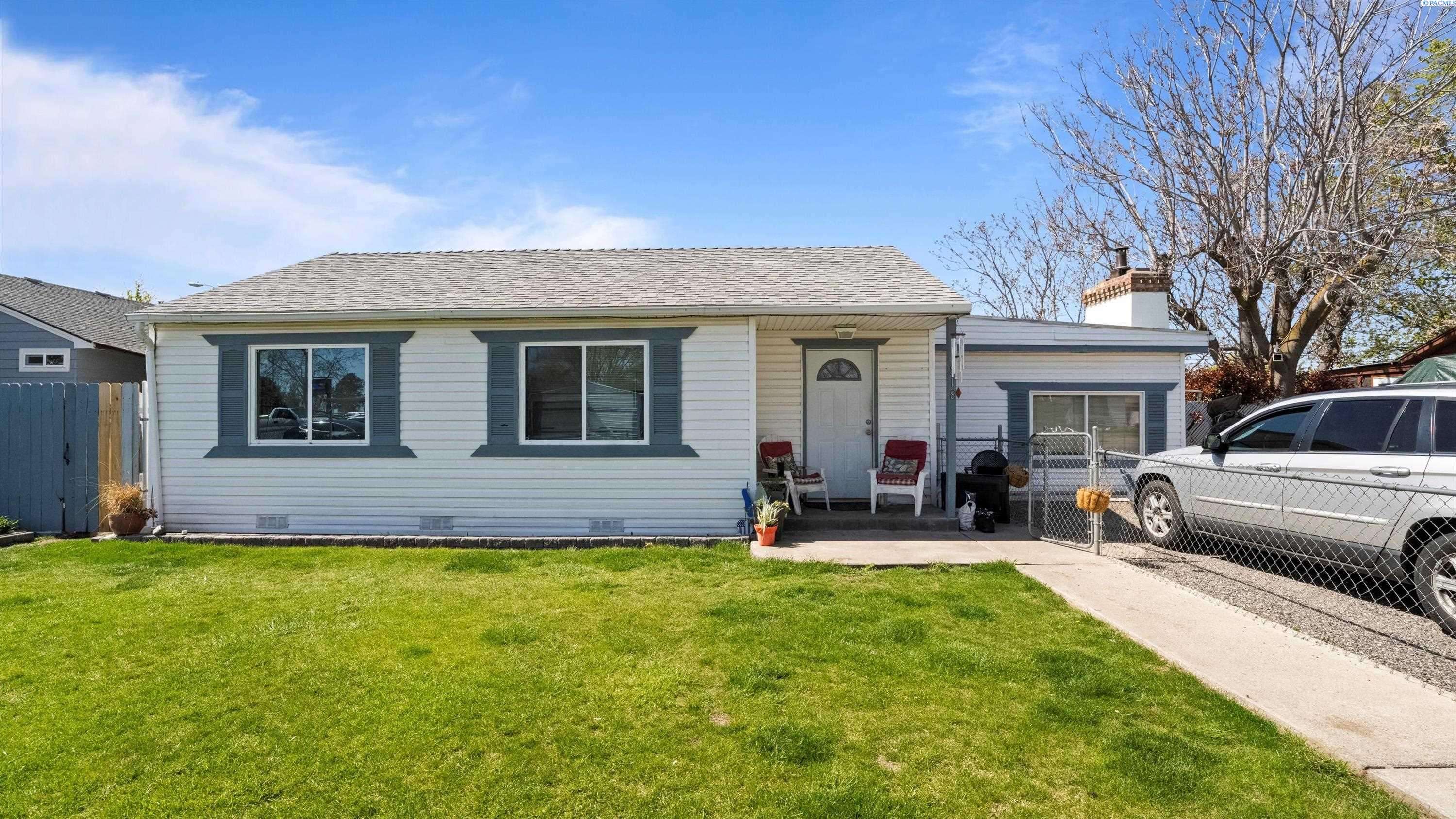 Kennewick, WA 99336,818 S Juniper St