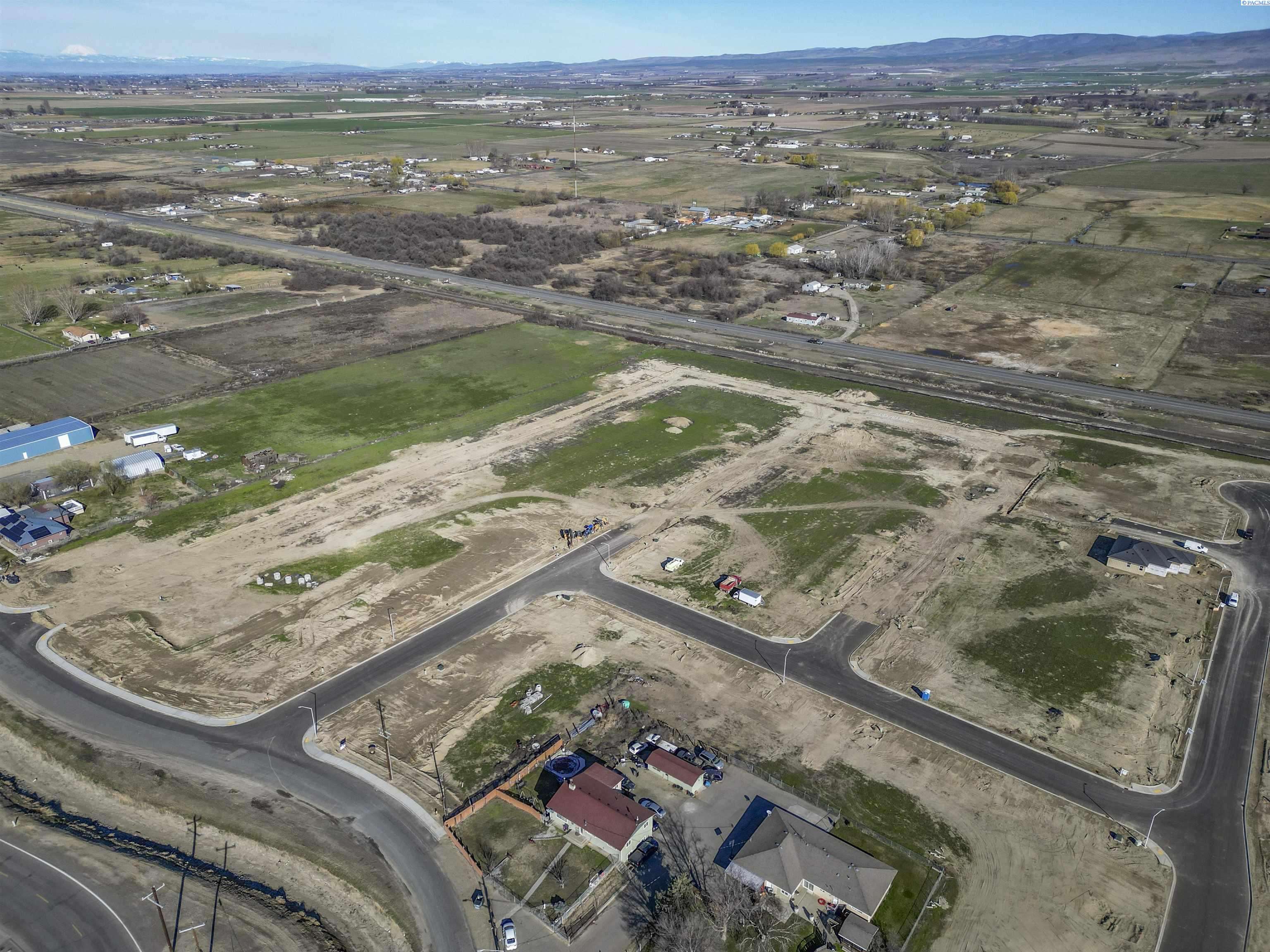 Sunnyside, WA 98944,413 Victoria St (Lot 19)