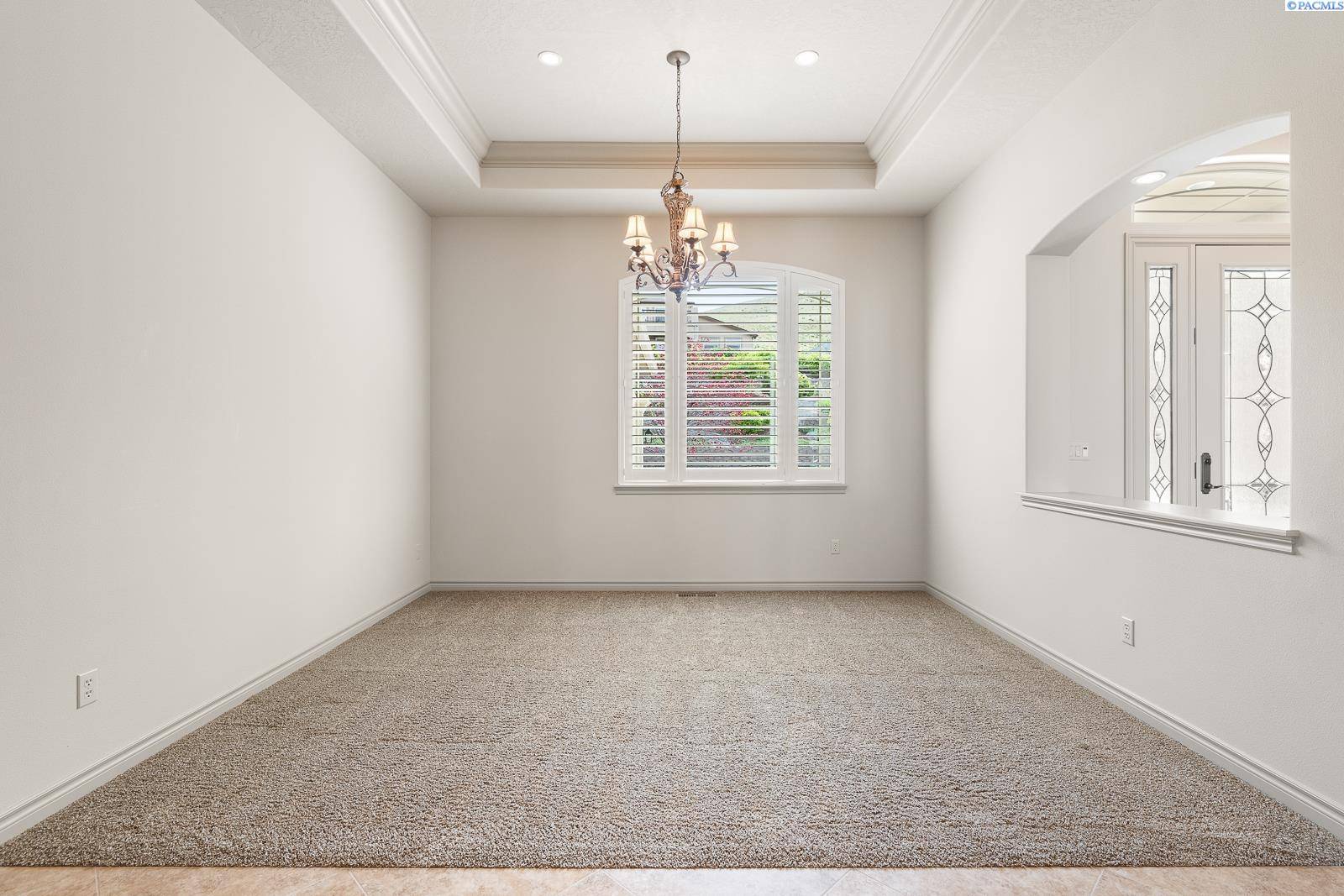 Richland, WA 99352,1326 Tuscany Place