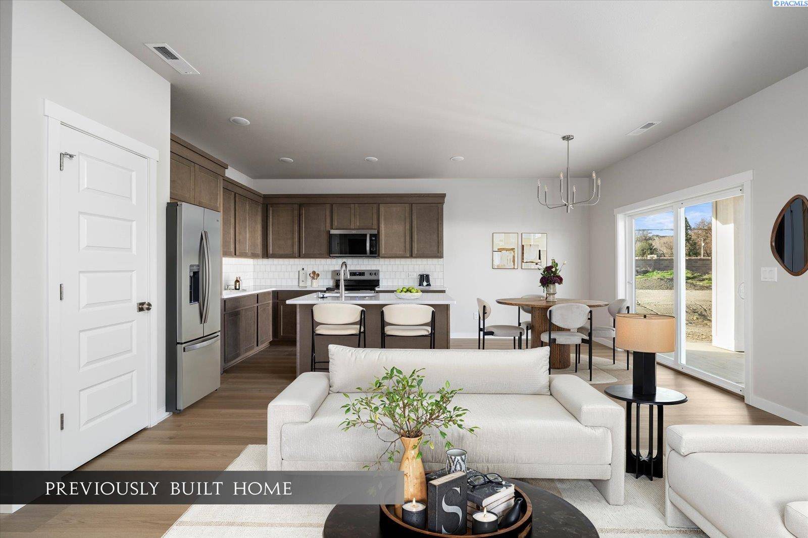 Kennewick, WA 99337,120 E 26th Avenue