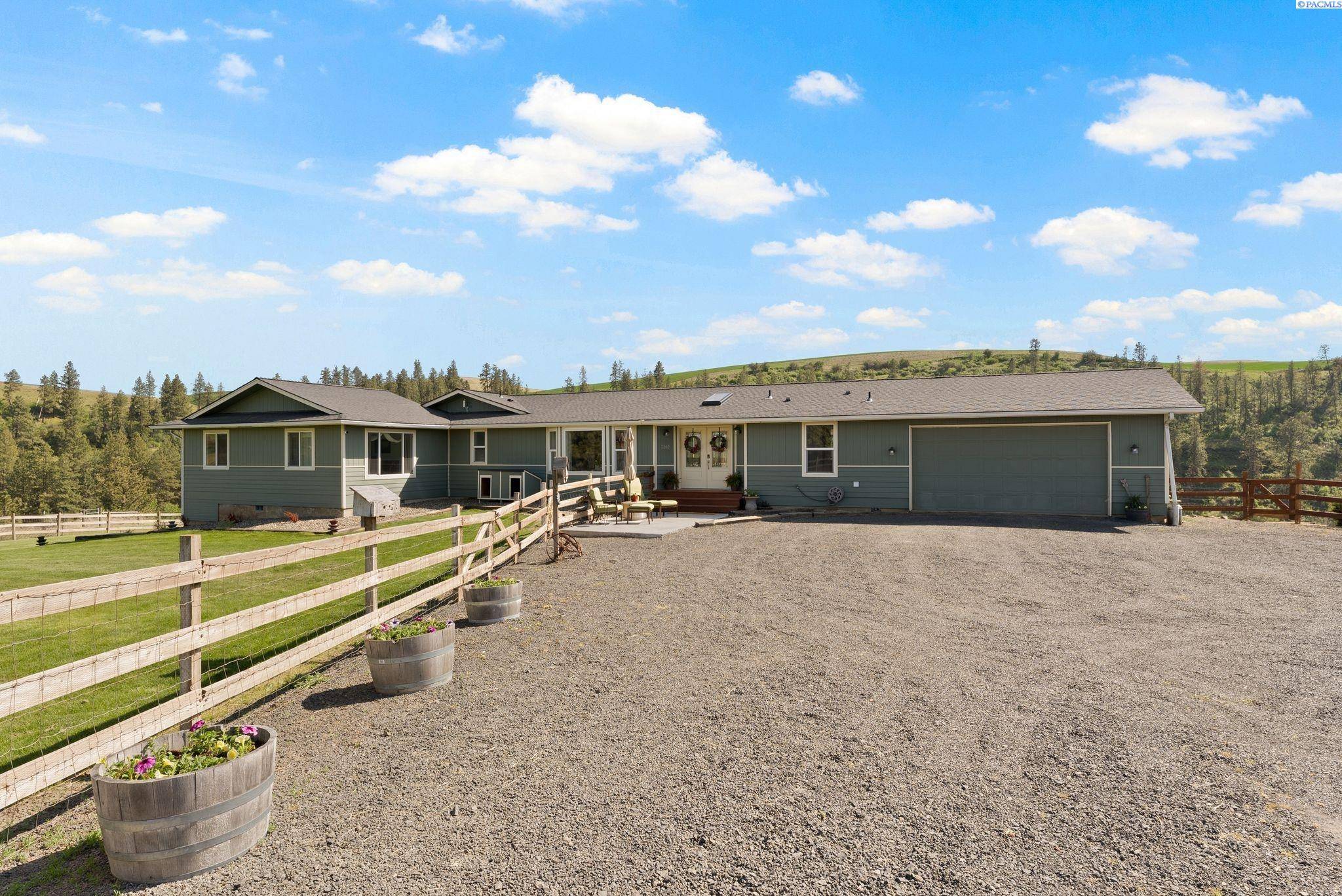 Colfax, WA 99111,3202 S Palouse River Road