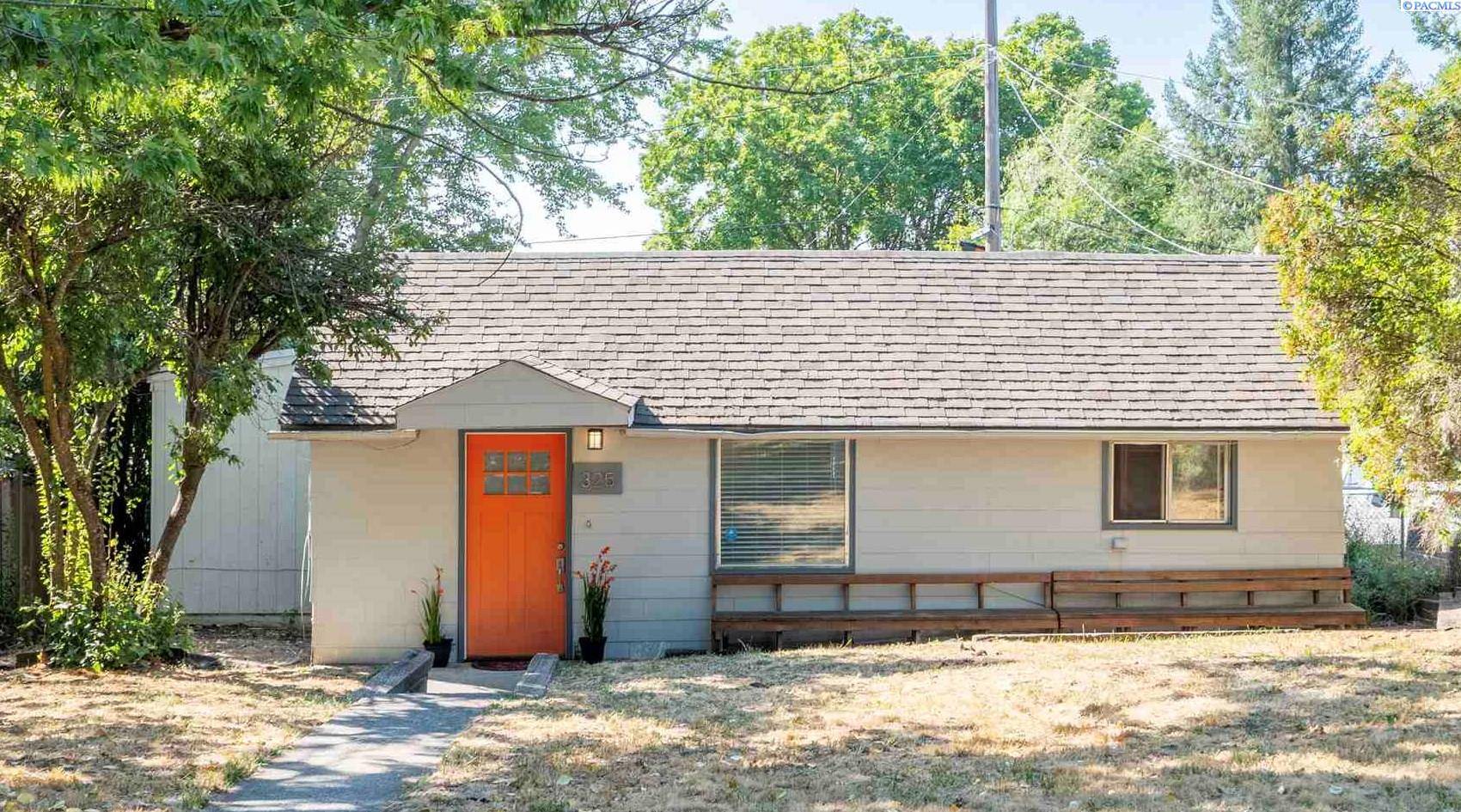 Pullman, WA 99163,325 NW Webb St