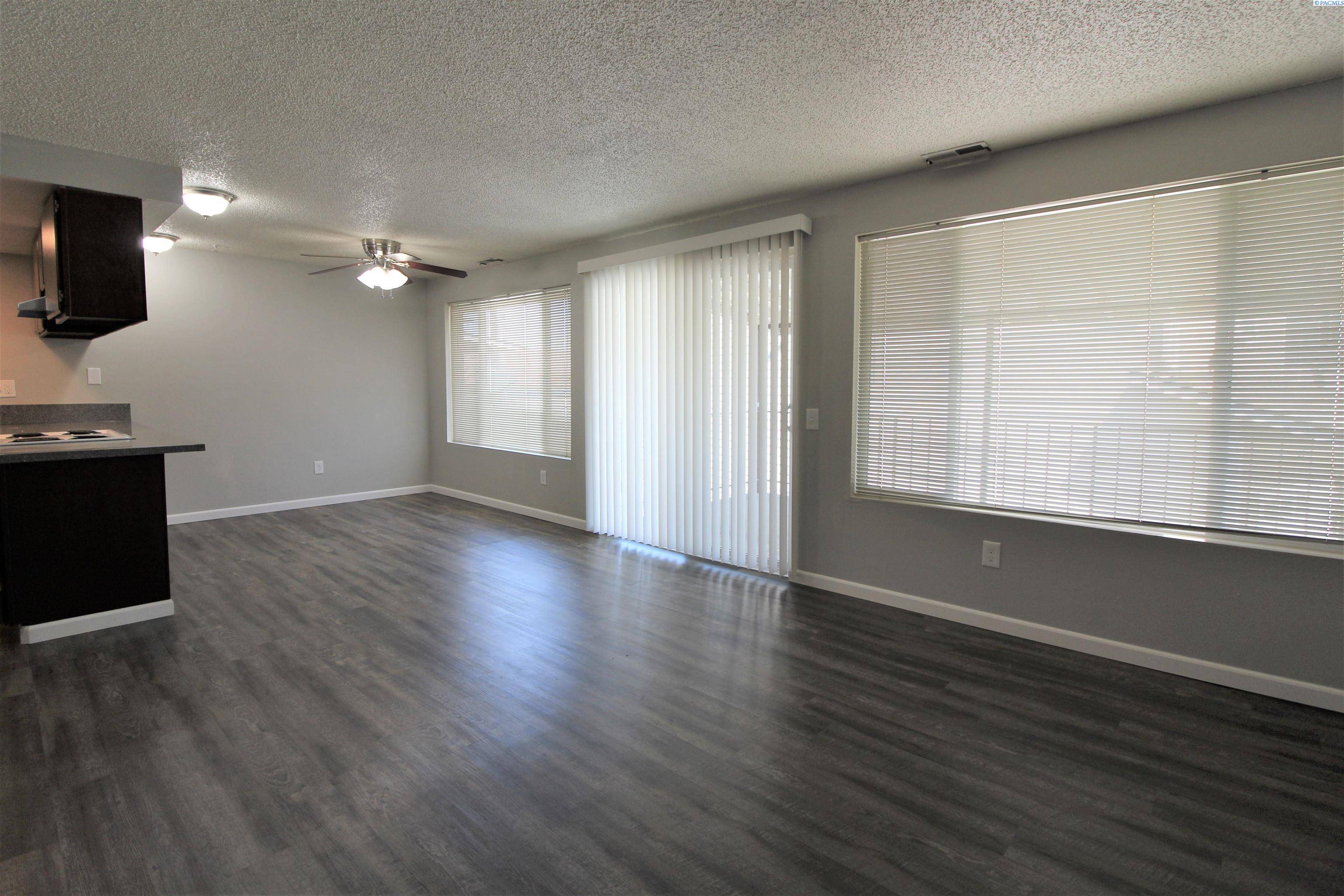 Kennewick, WA 99336,3 S Edison