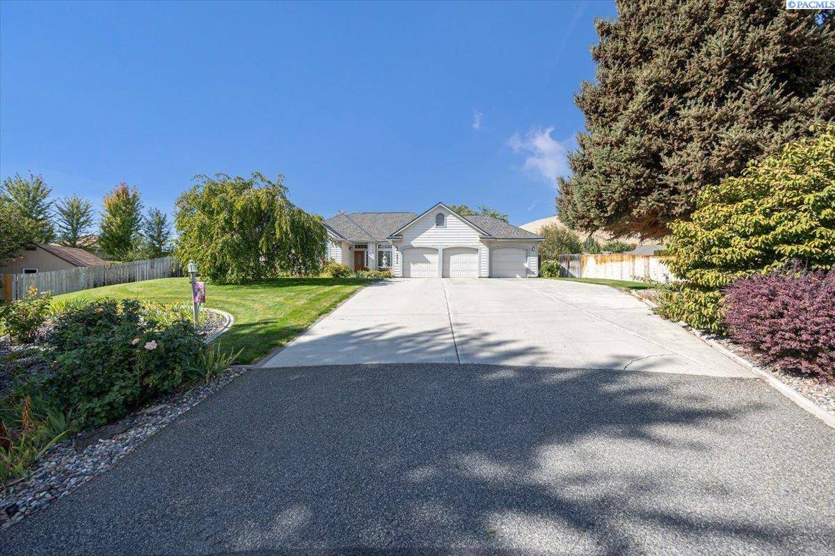 Kennewick, WA 99338,2875 Cambridge Ct.