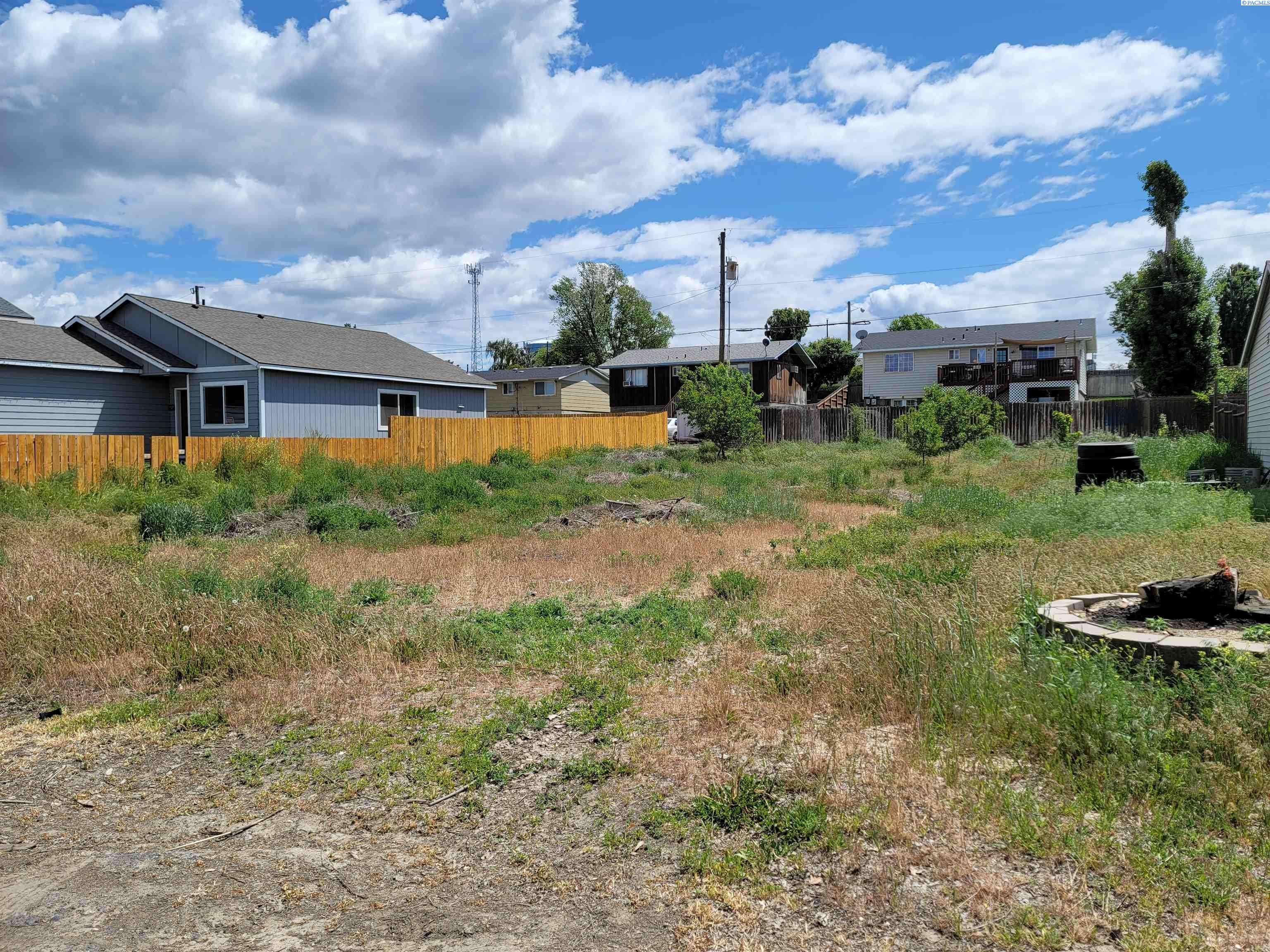 Warden, WA 98857,211 W 7th St
