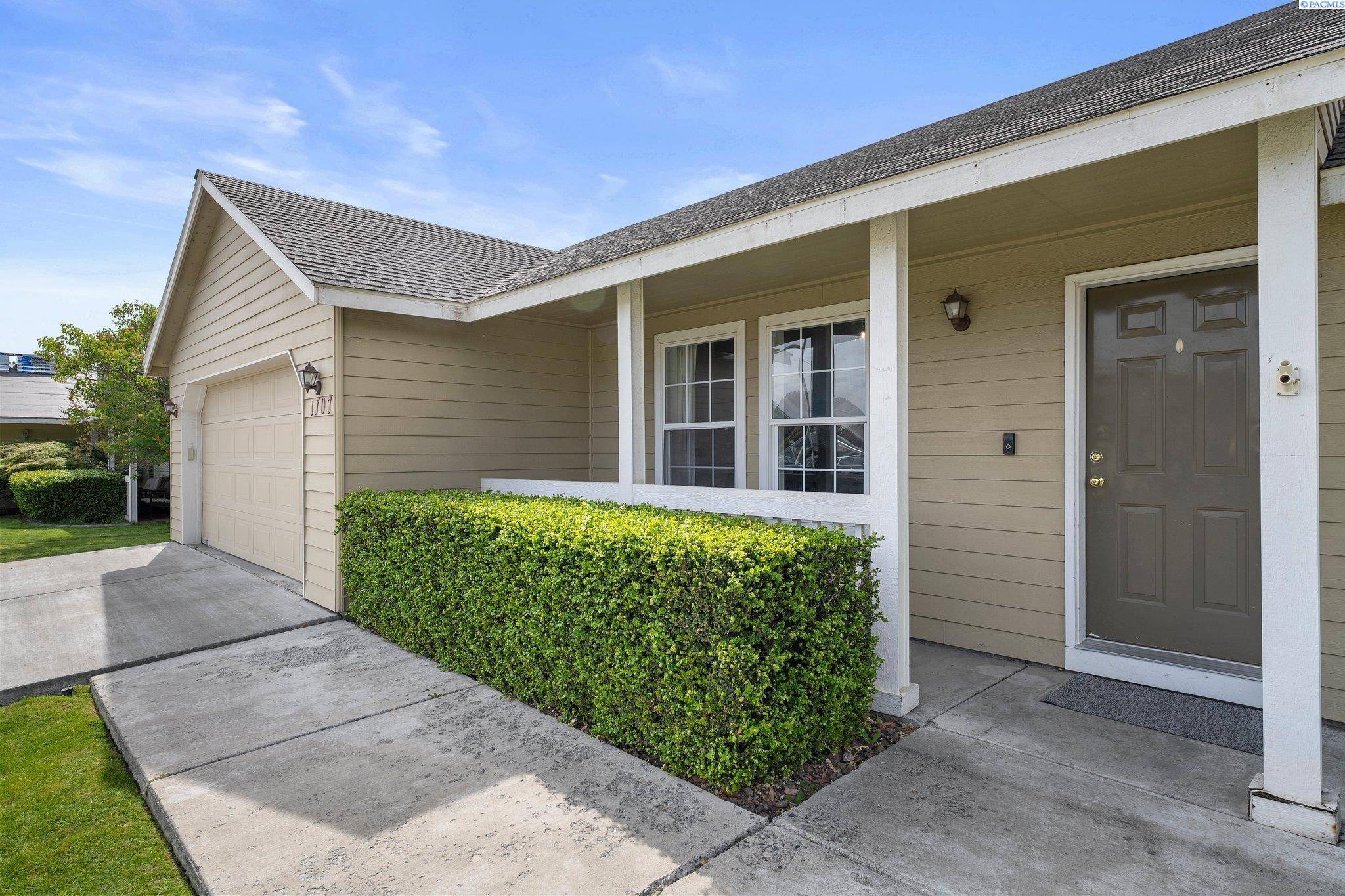 Kennewick, WA 99337,1707 W 25th Place