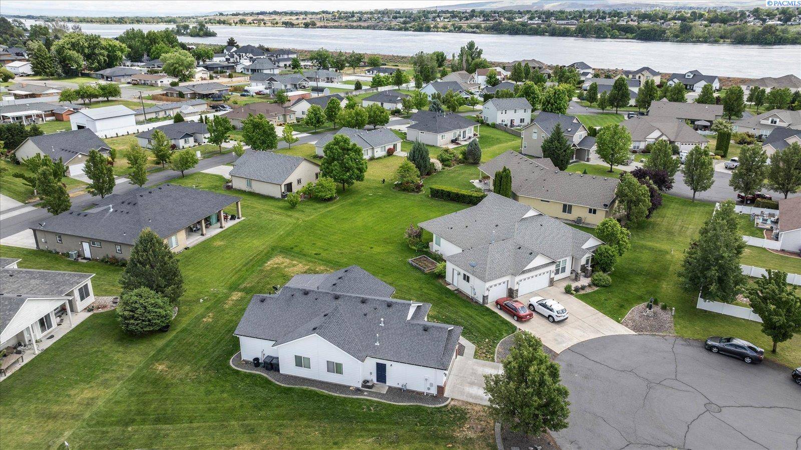 Pasco, WA 99301,5 Hollyhock Court