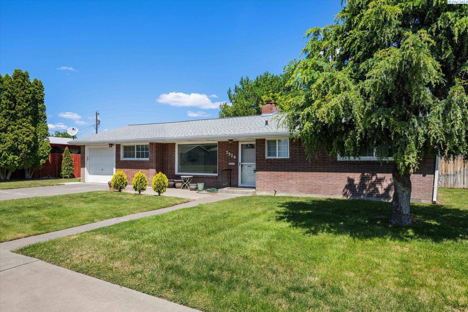 Kennewick, WA 99336,2526 W Deschutes Avenue