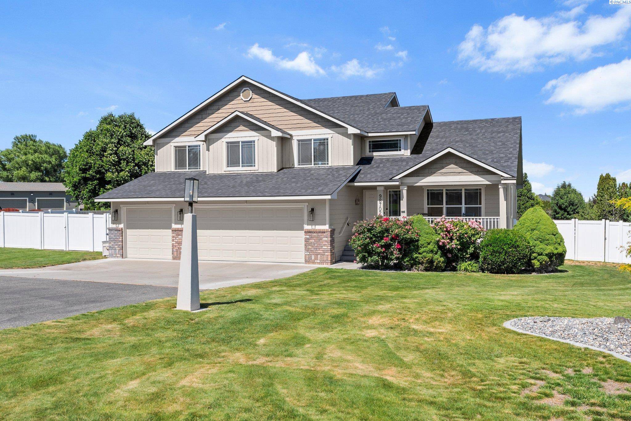 Kennewick, WA 99338,98702 E Brooklyn Dr.