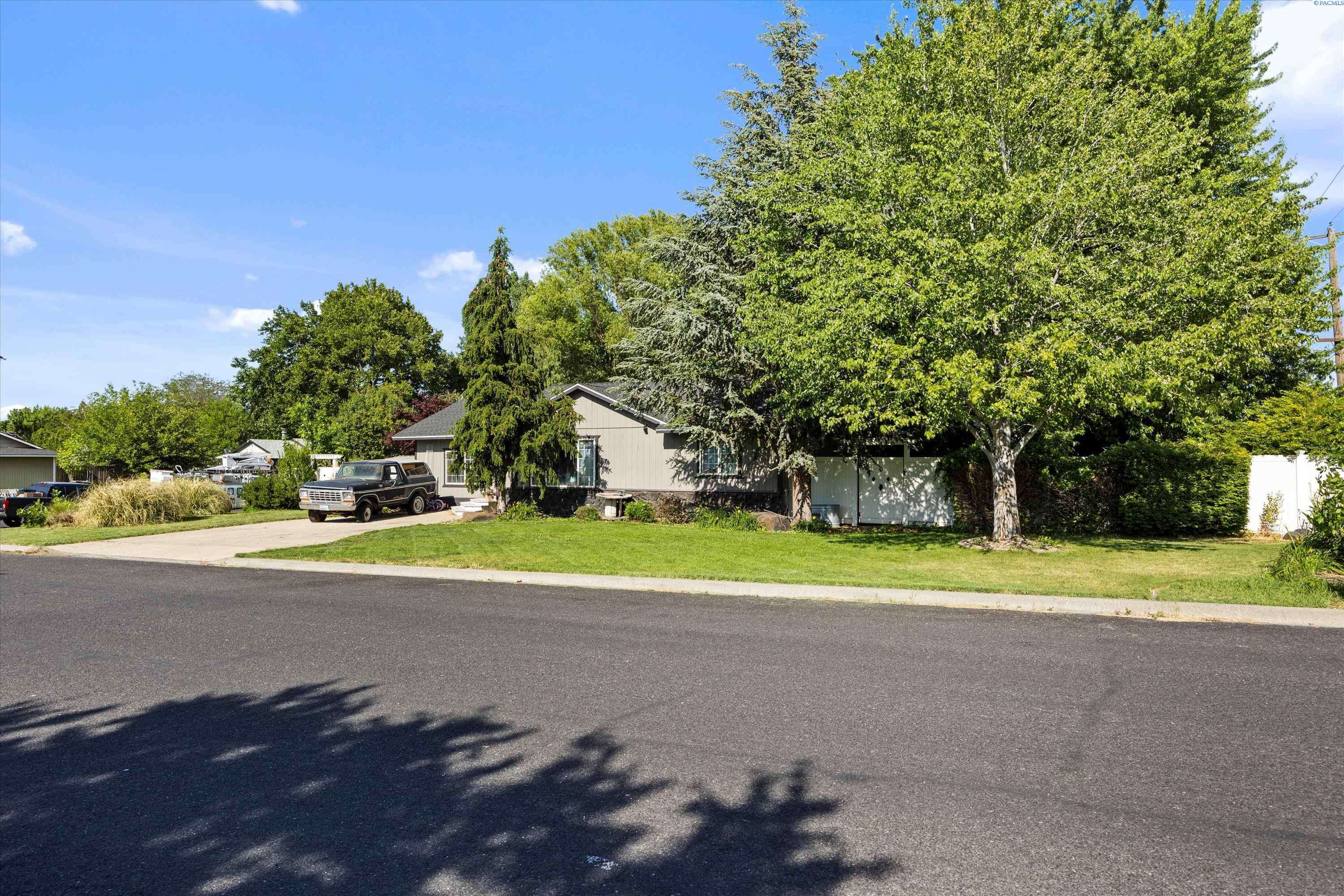 Kennewick, WA 99337,4403 S Ione St.