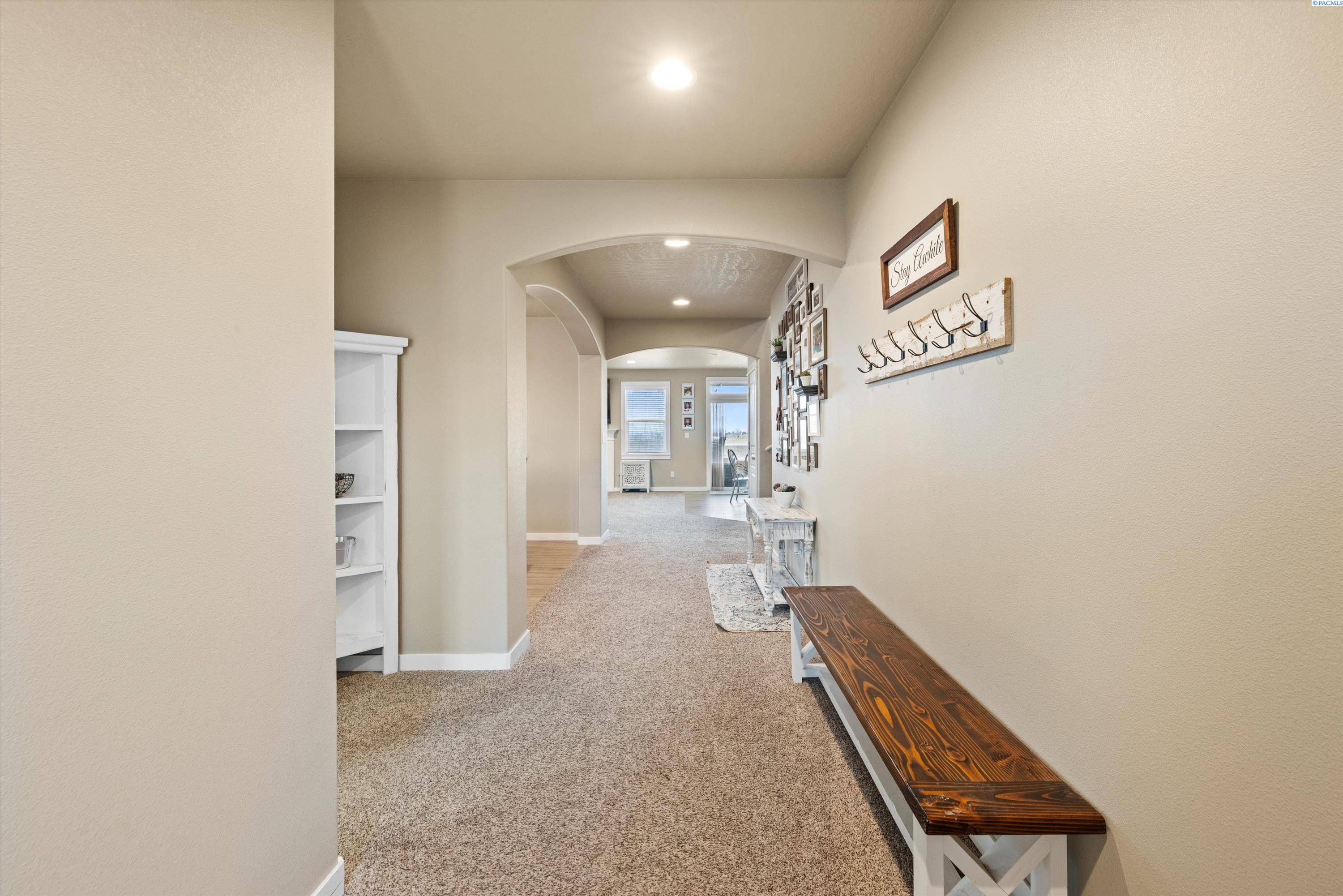 Kennewick, WA 99338,3011 S Dawes