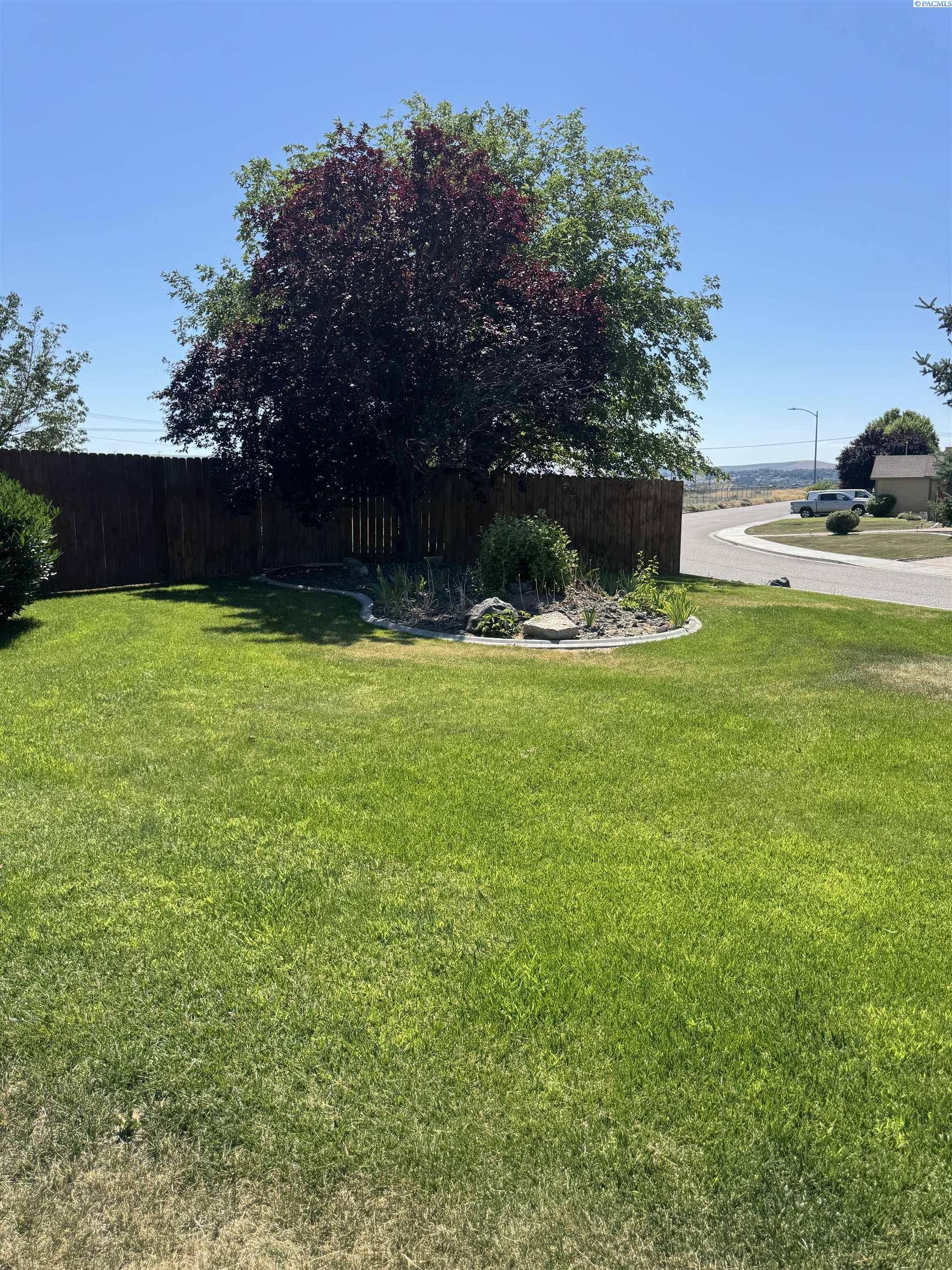 Kennewick, WA 99336,8201 W Bruneau Ave.