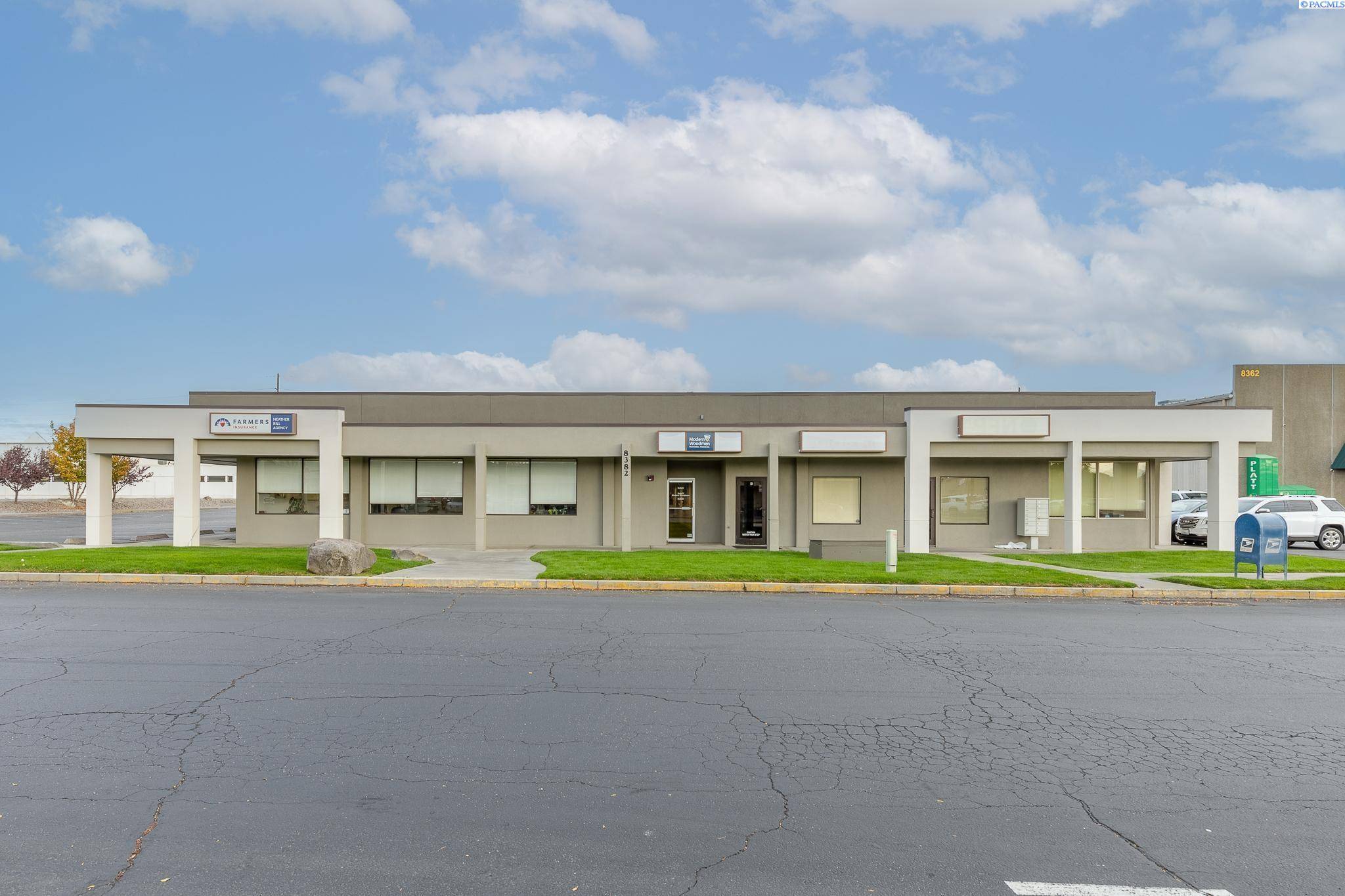 Kennewick, WA 99336,8382 Gage Blvd