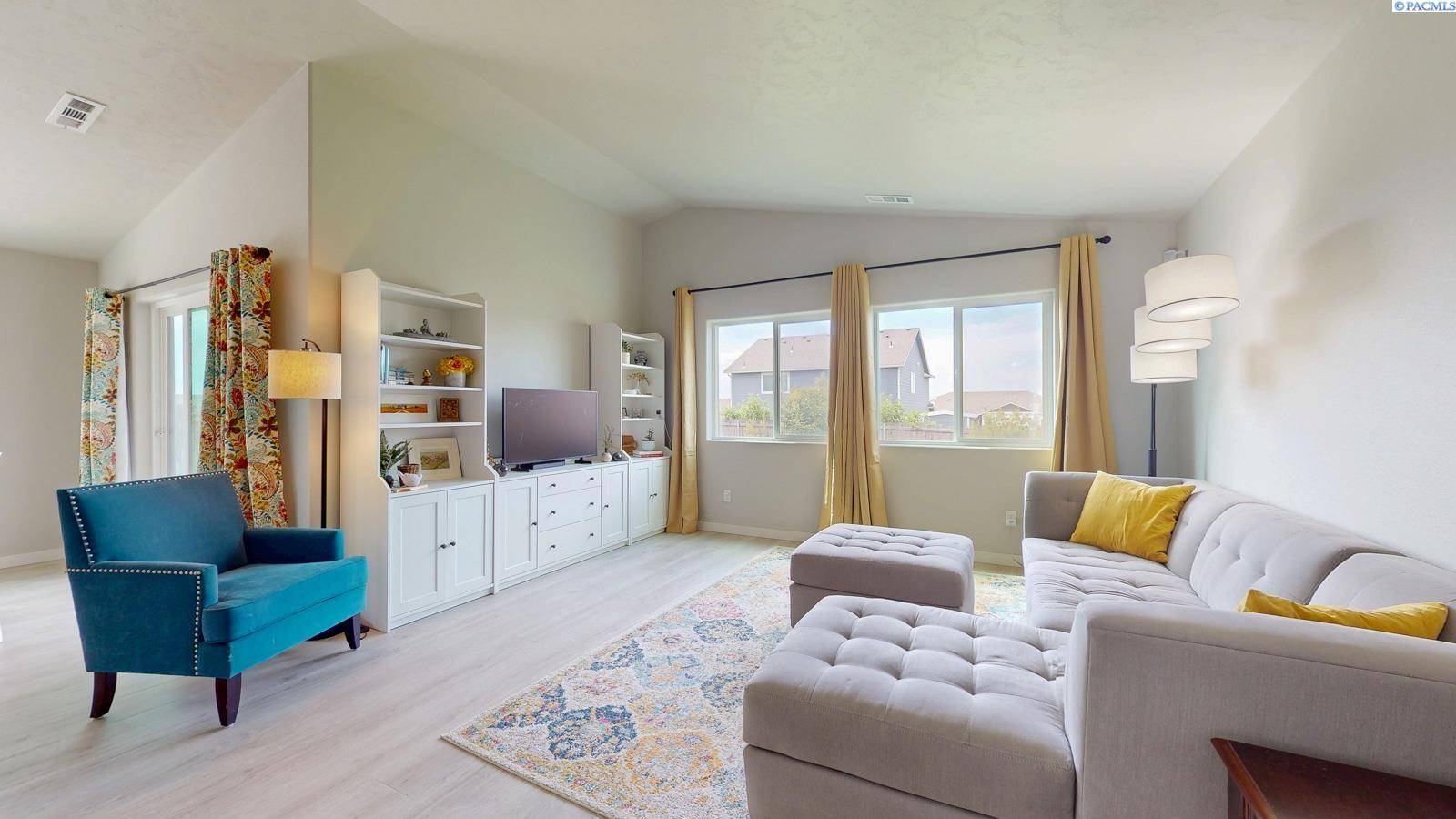 Pasco, WA 99301,4916 Athens Drive