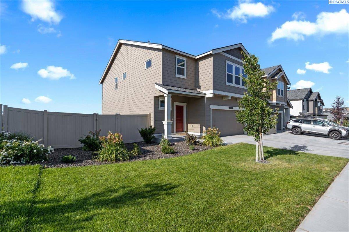 West Richland, WA 99353,7814 Ranchland Ln