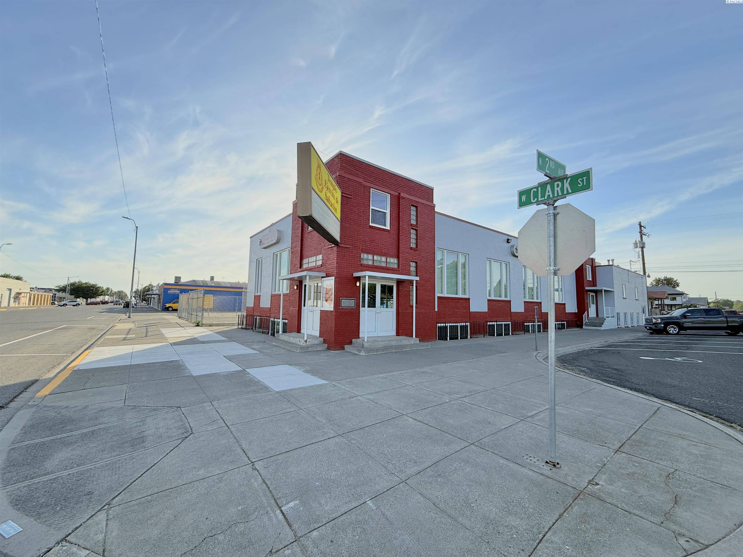 Pasco, WA 99301,303 W Clark St