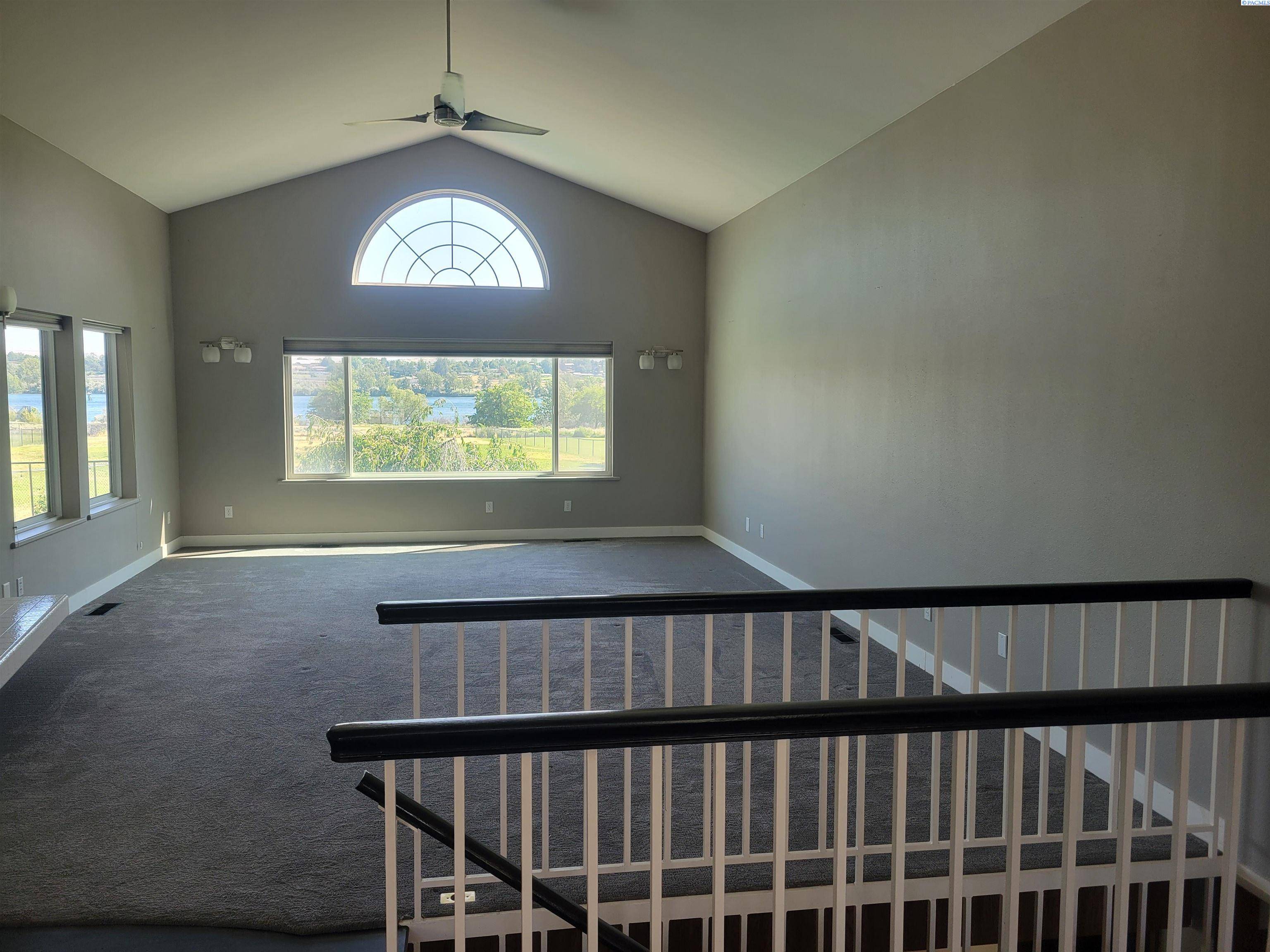 Pasco, WA 99301,7624 W River Blvd