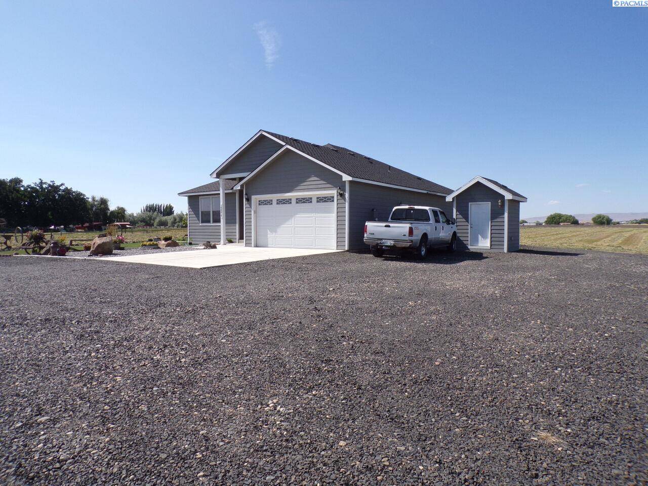 Prosser, WA 99350,166214 W Johnson Rd