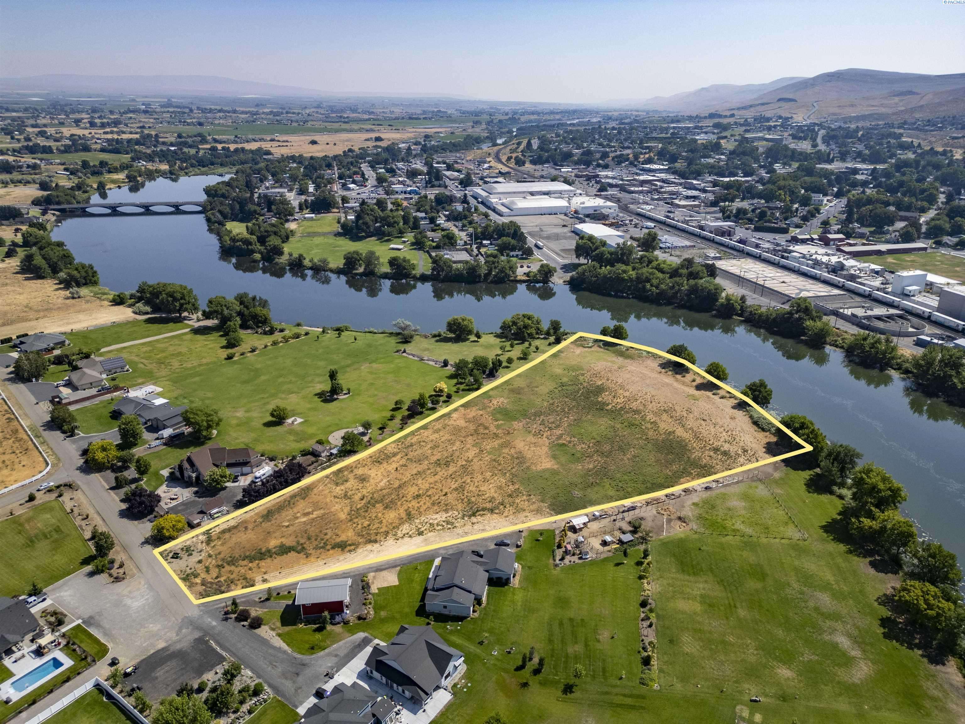 Prosser, WA 99350,723 S 1366 Pr Sw