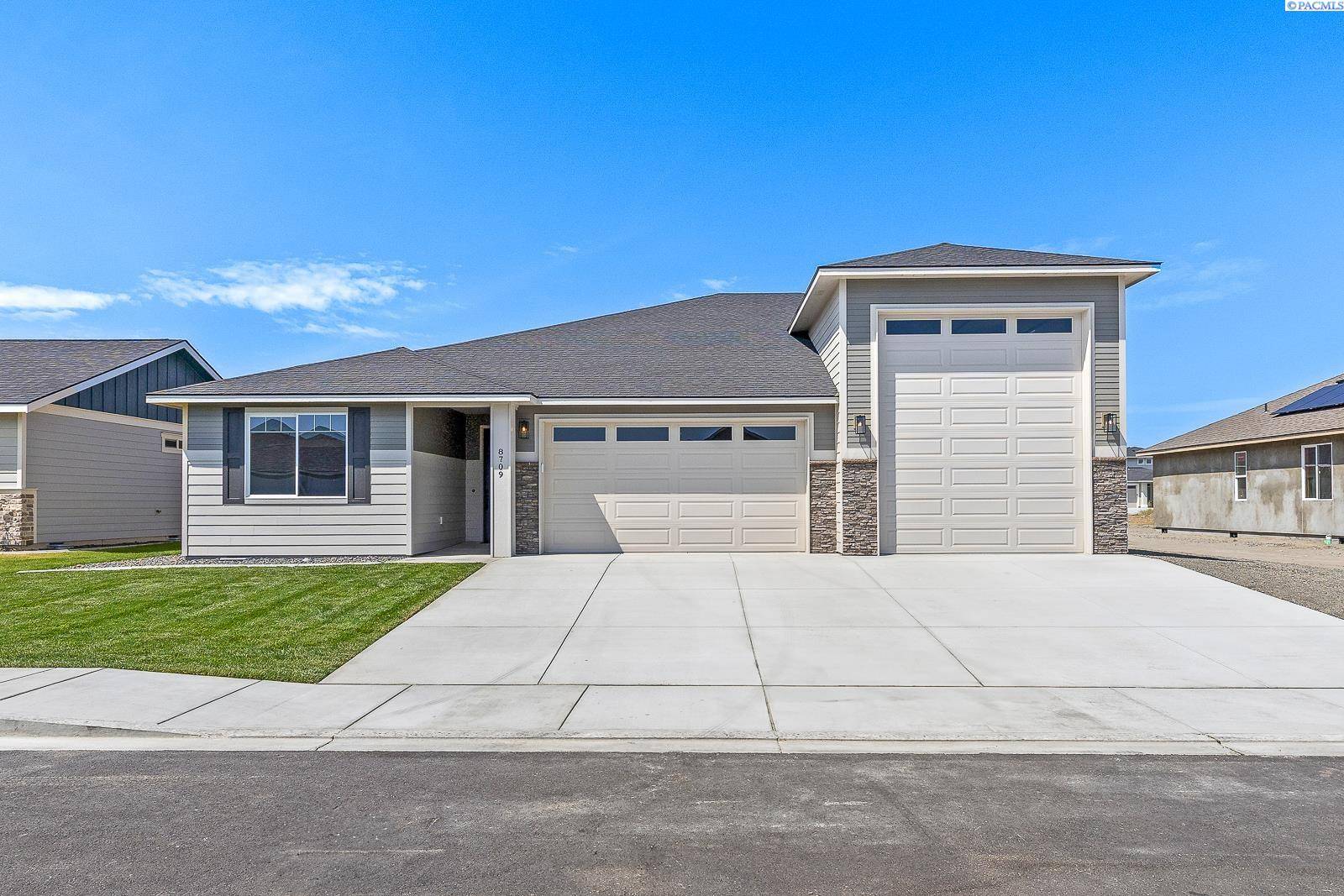 Pasco, WA 99301,8709 Ashen Dr.