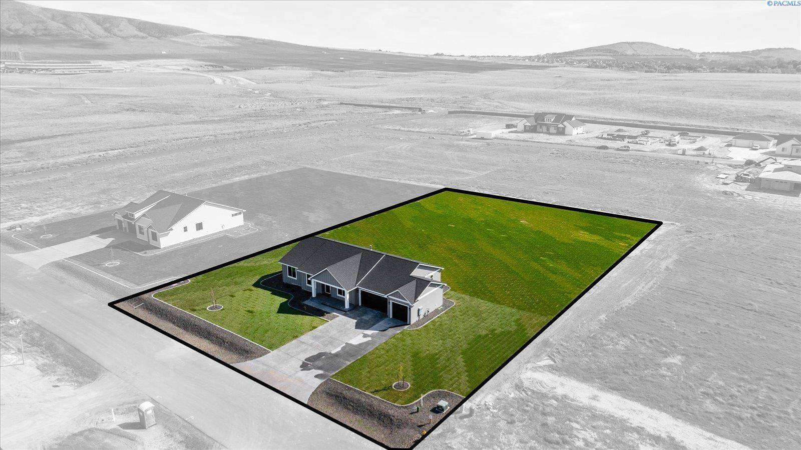 Kennewick, WA 99338,7211 Ambrosia Street