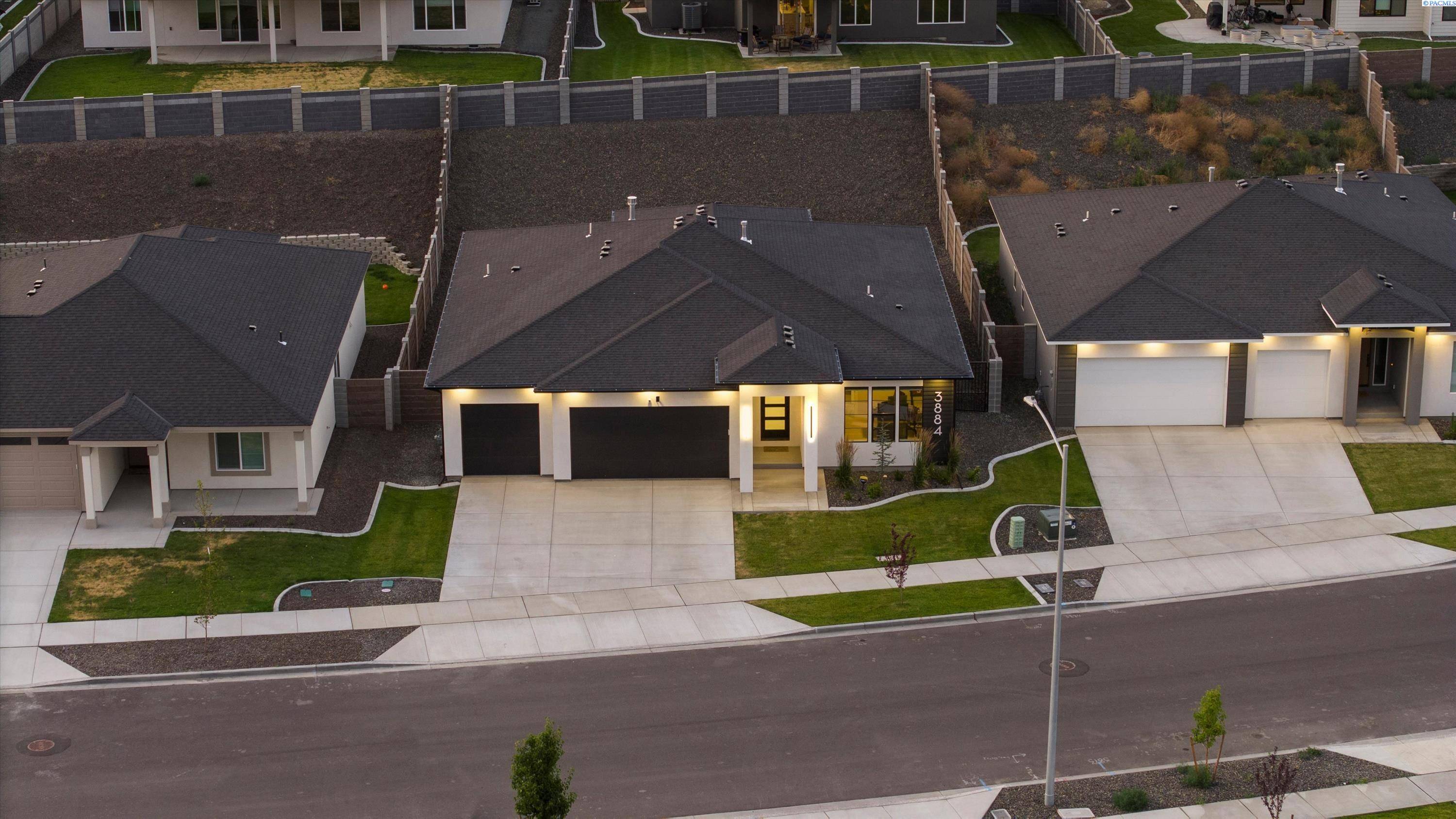 Richland, WA 99352,3884 Corvina St