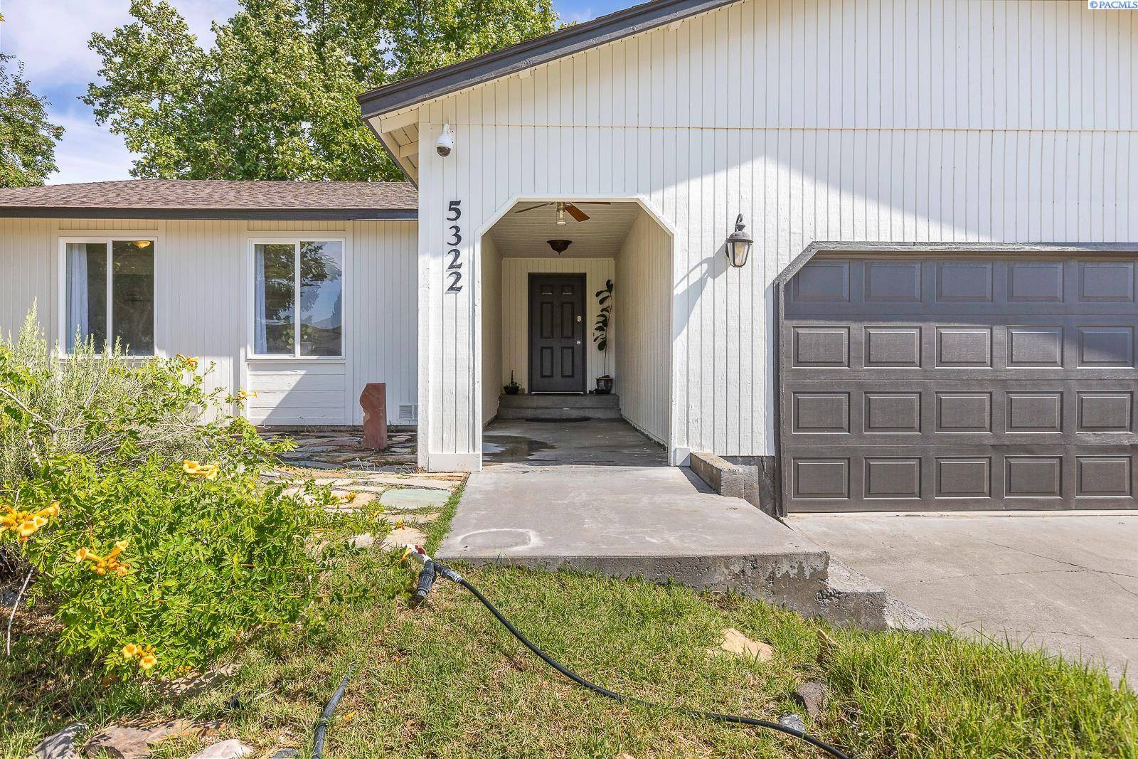 West Richland, WA 99353,5322 Seahawk Drive