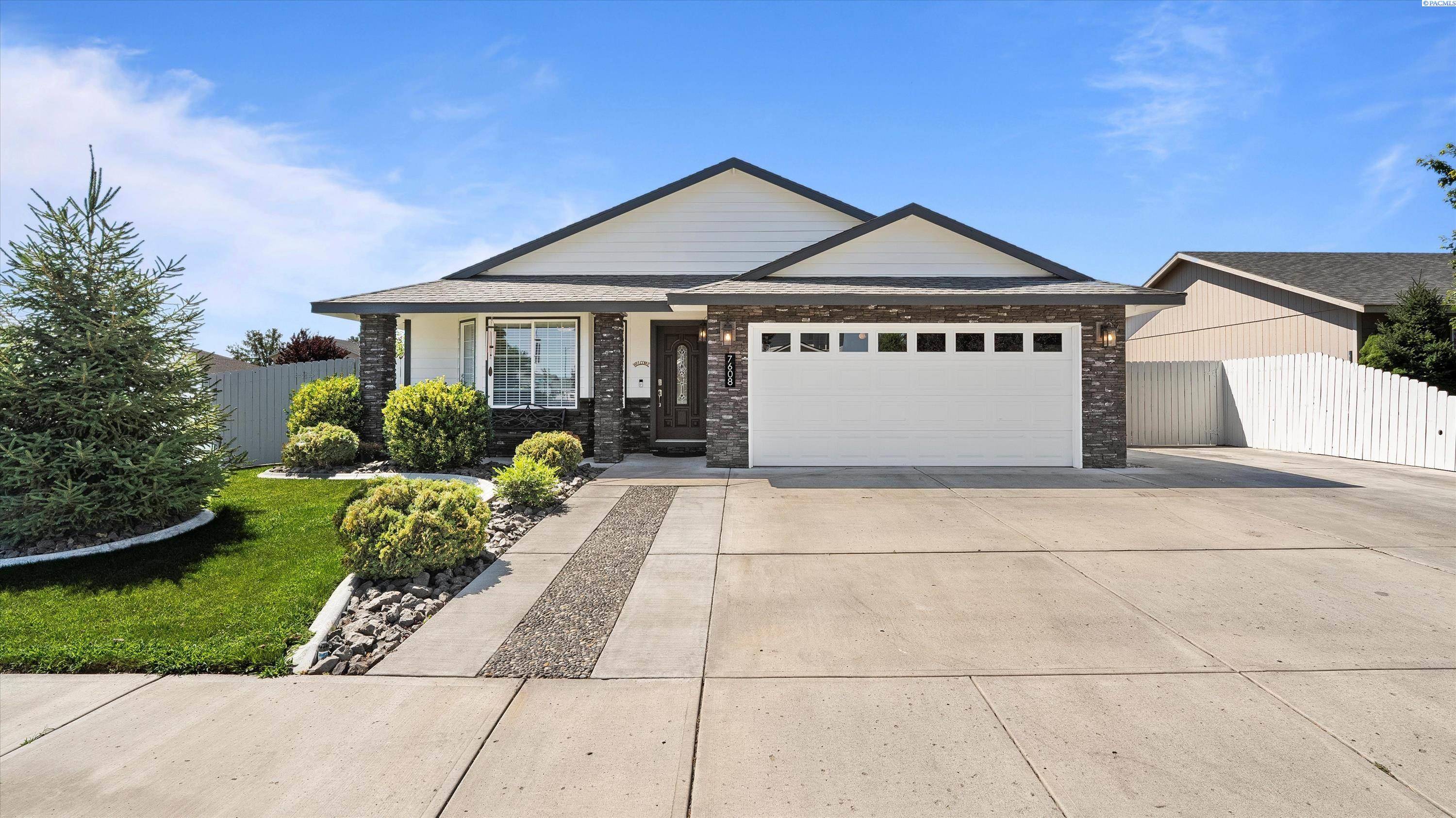 Pasco, WA 99301,7608 Savary Dr
