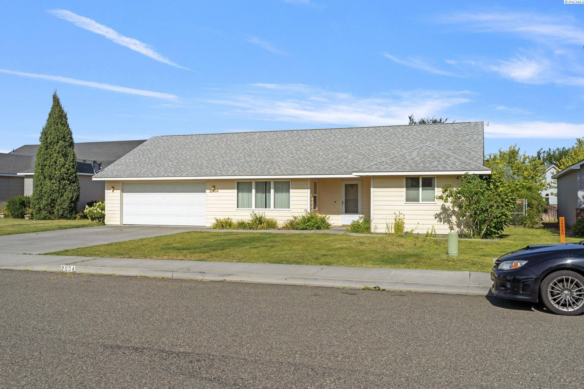 West Richland, WA 99353,2004 Scottland Ct