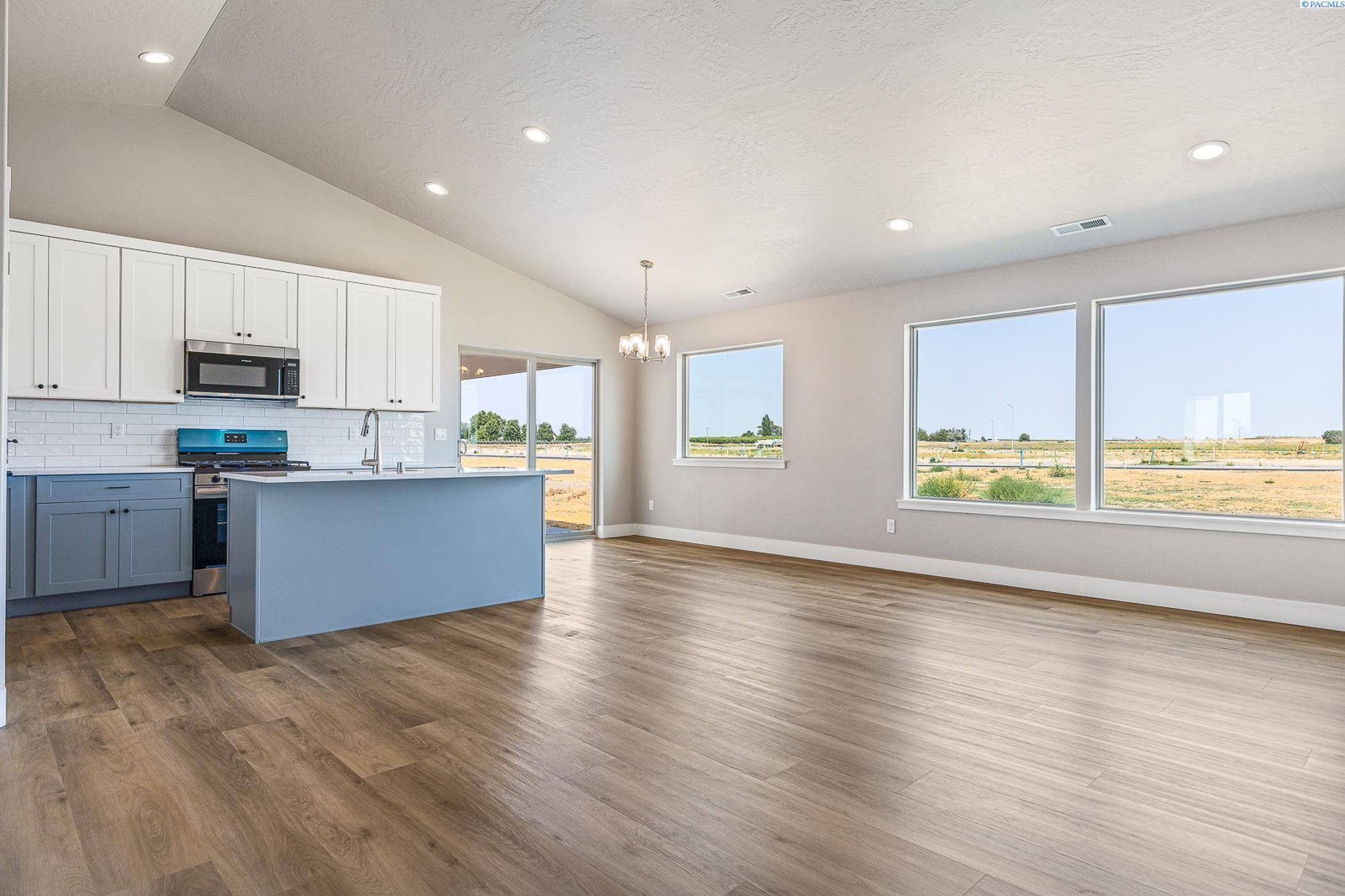 Pasco, WA 99301,6801 Brooks Ave