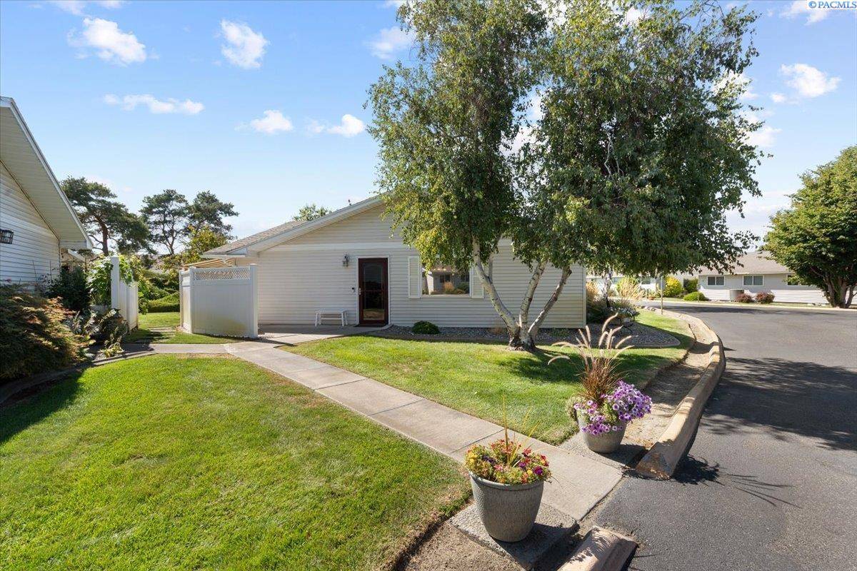 Kennewick, WA 99336,4203 W Kennewick #12